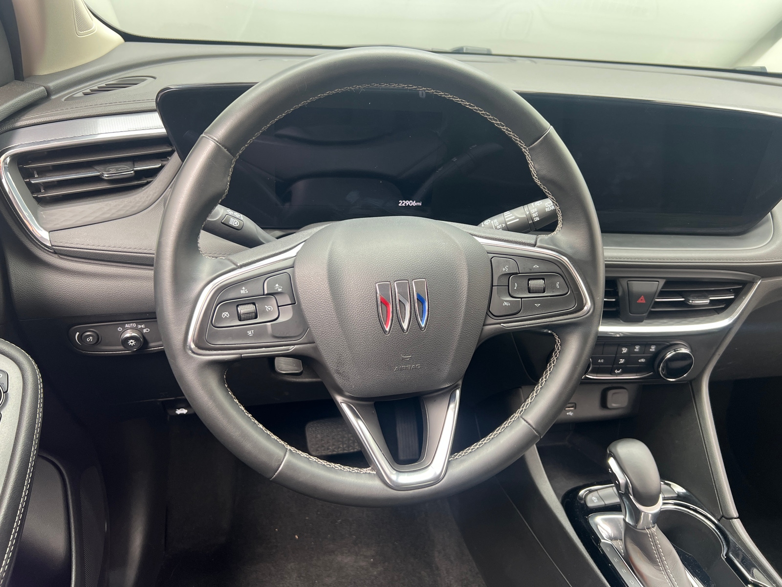 Thumbnail: 2025 Buick Encore GX - 5