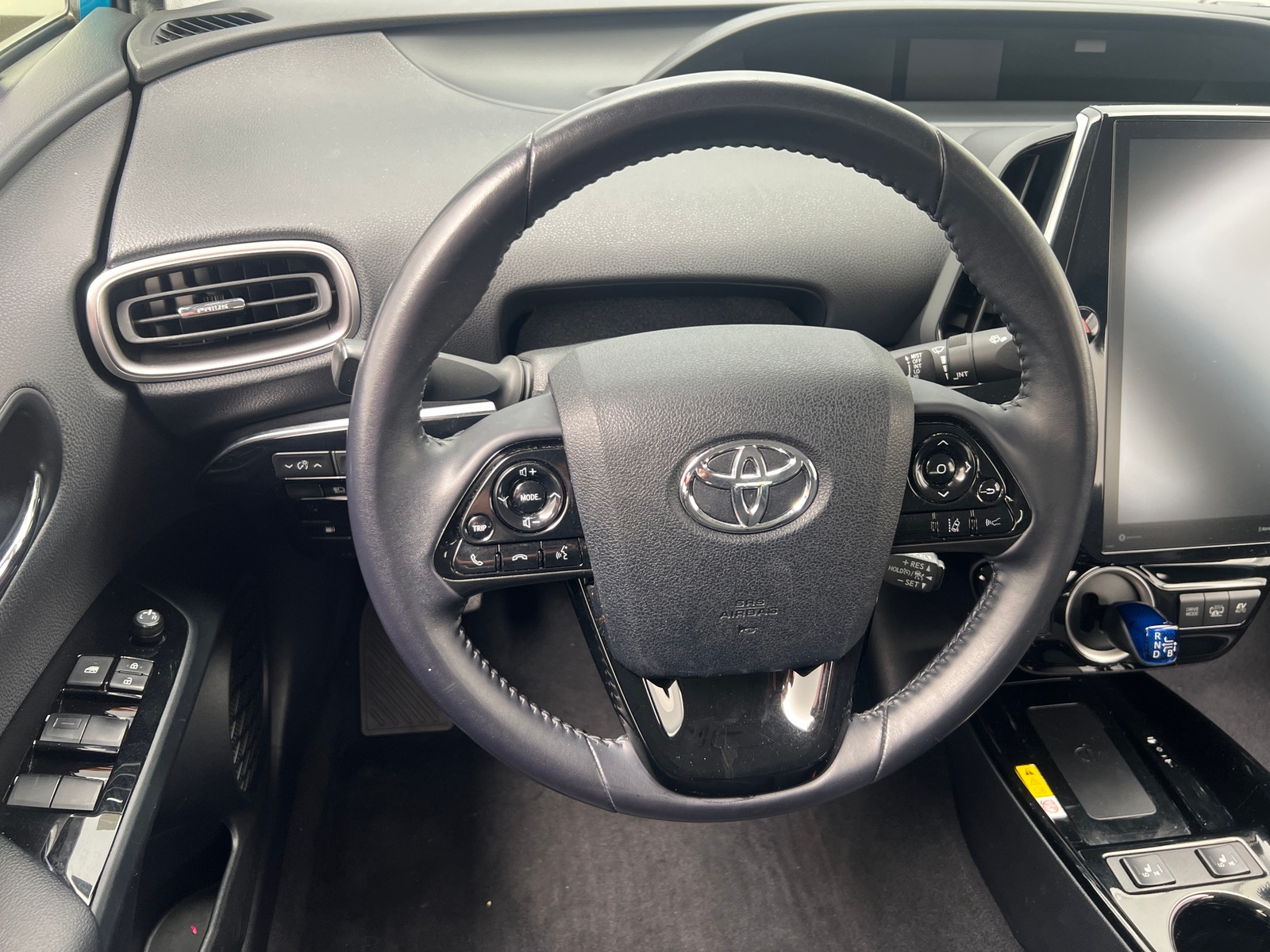 Thumbnail: 2022 Toyota Prius Prime - 4