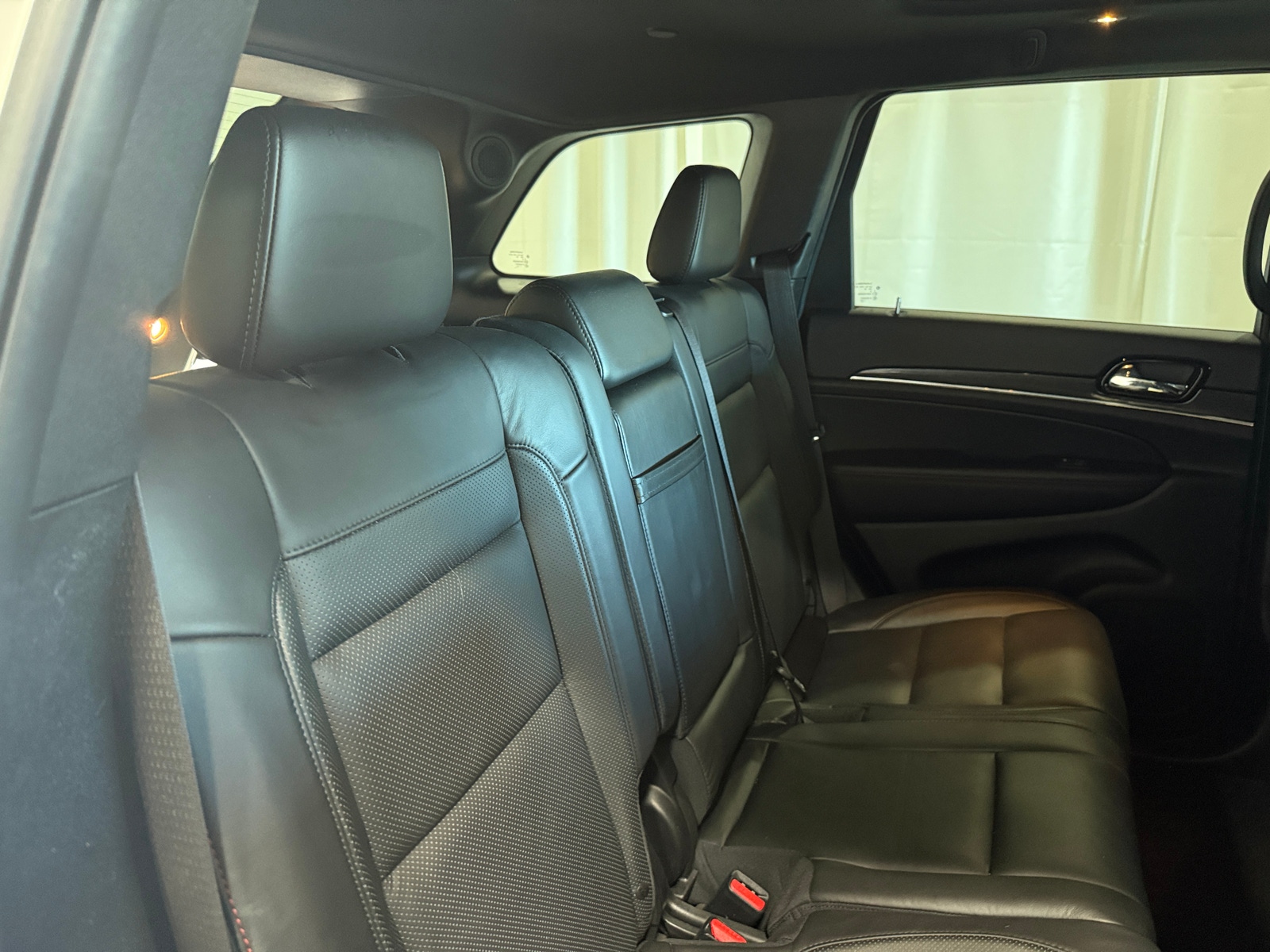 Thumbnail: 2020 Jeep Grand Cherokee - 5