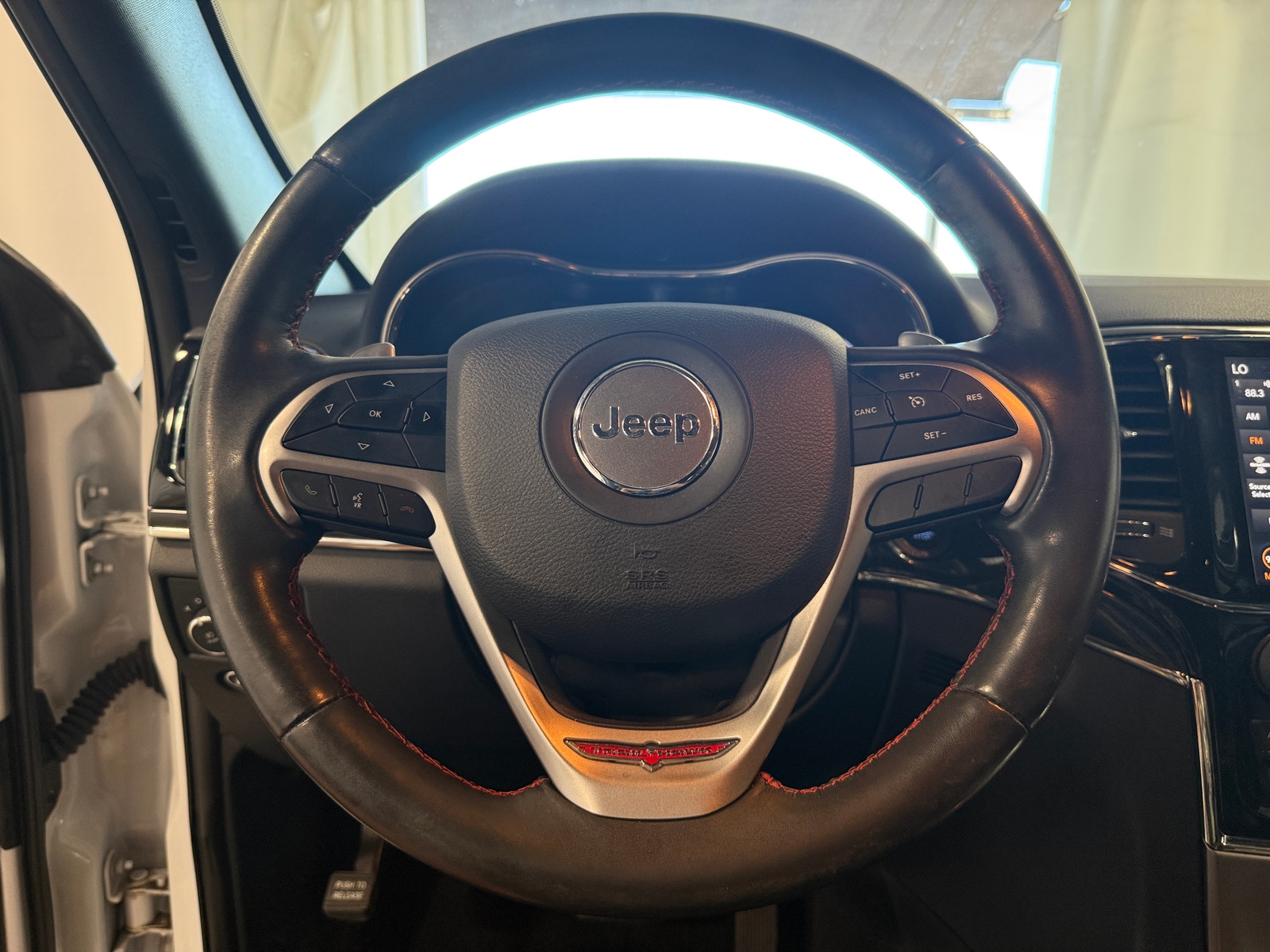 Thumbnail: 2020 Jeep Grand Cherokee - 4