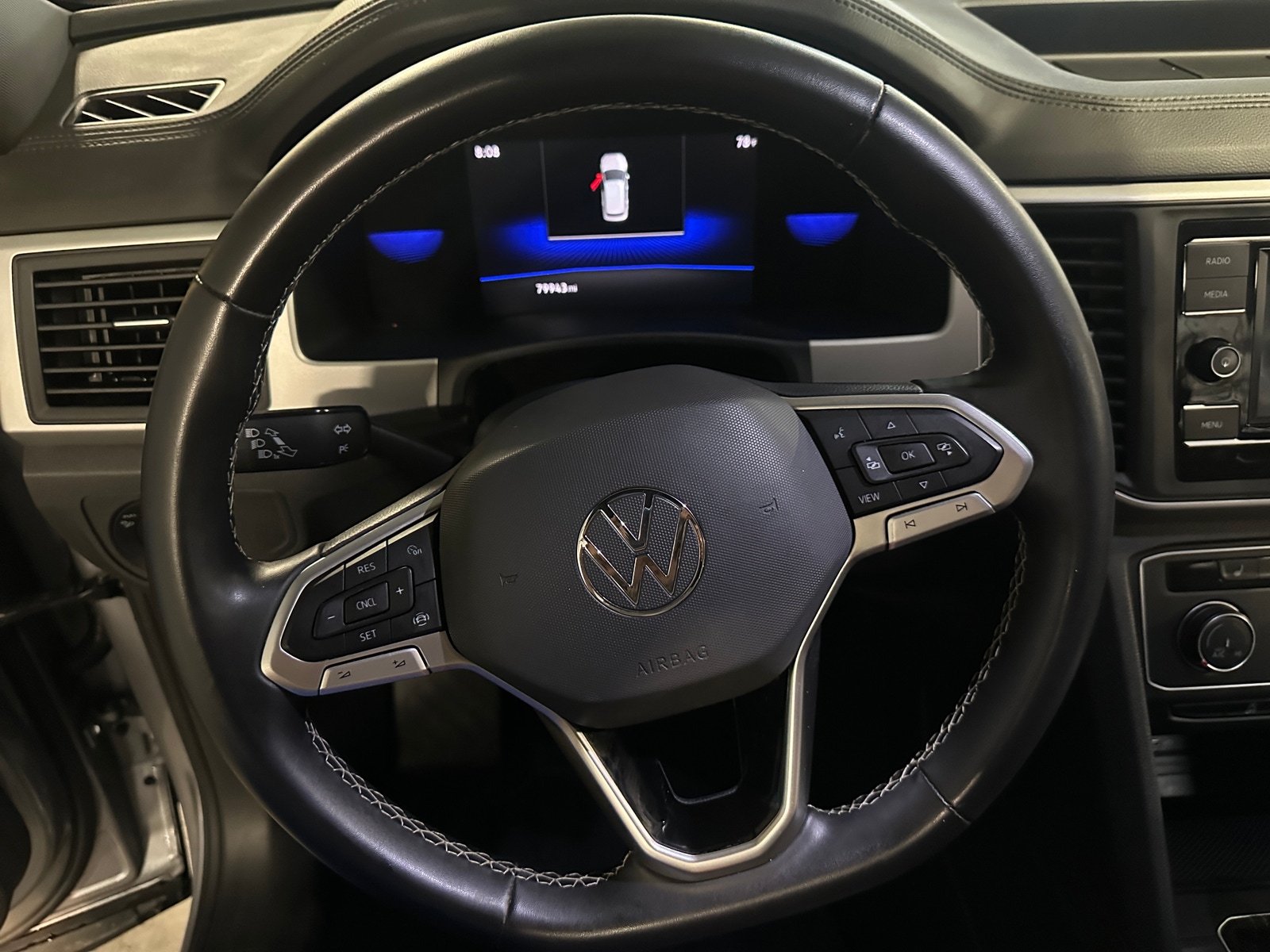 Thumbnail: 2022 Volkswagen Atlas - 4