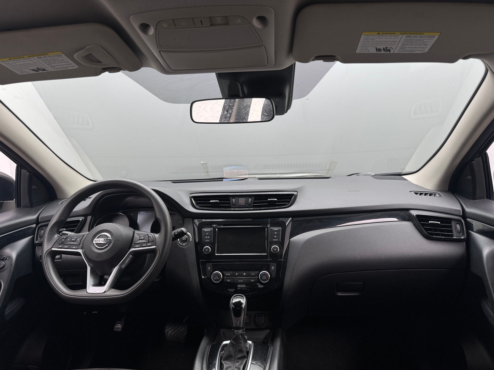 Thumbnail: 2020 Nissan Rogue Sport - 3
