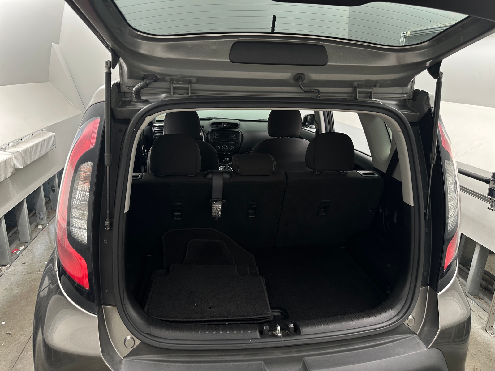 Thumbnail: 2016 Kia Soul - 7