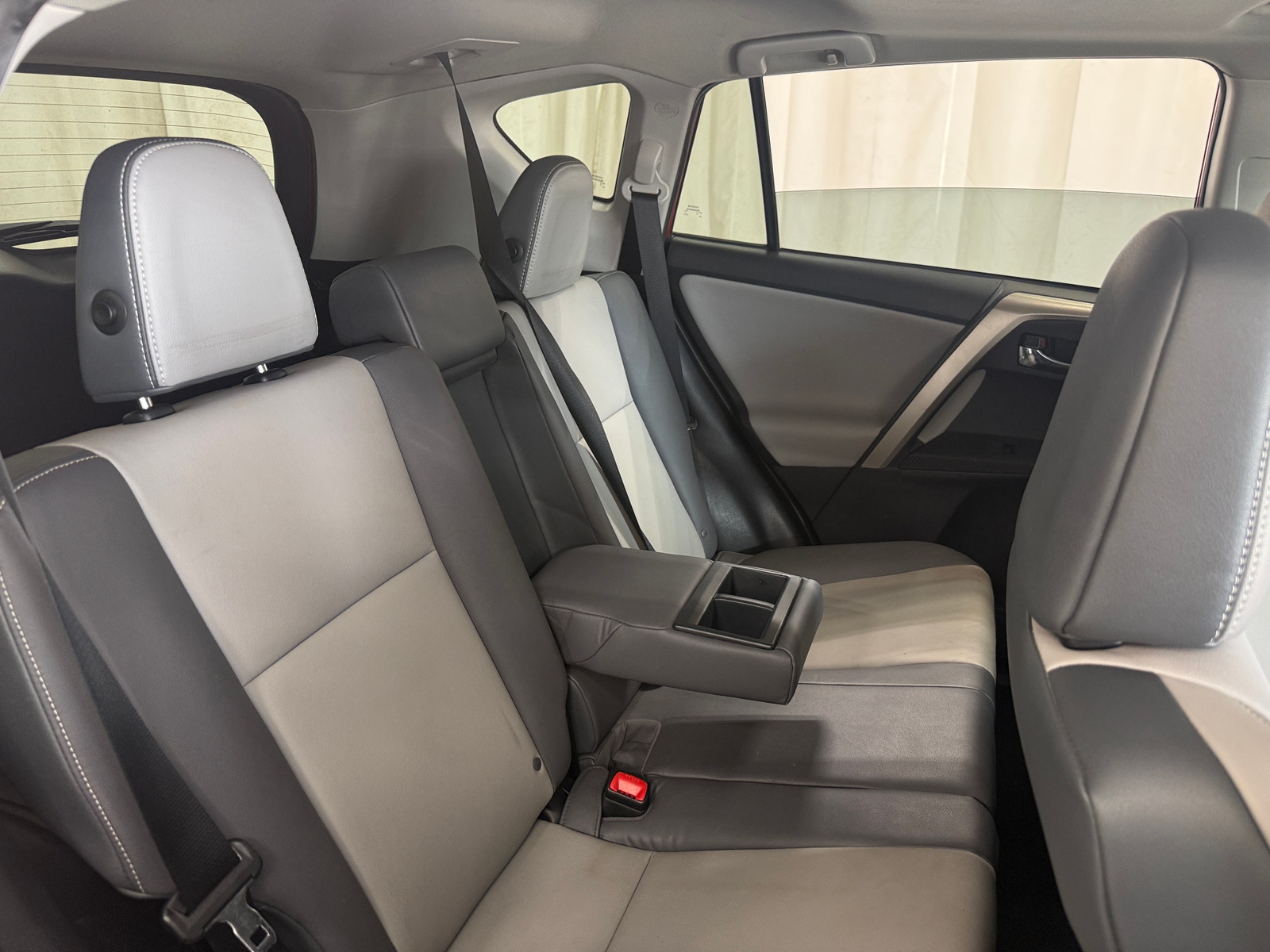Thumbnail: 2015 Toyota RAV4 - 5
