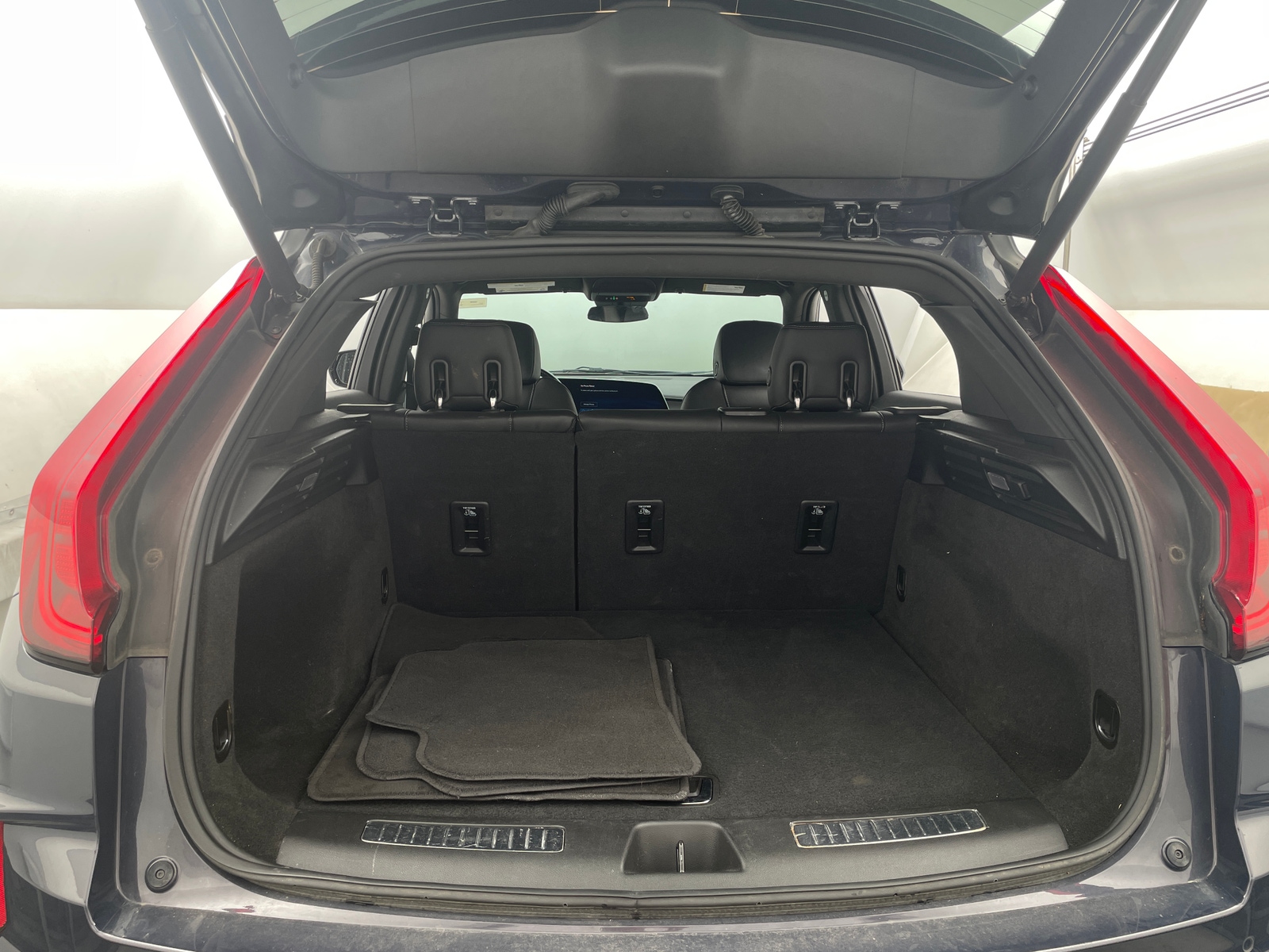 Thumbnail: 2024 Cadillac XT4 - 6