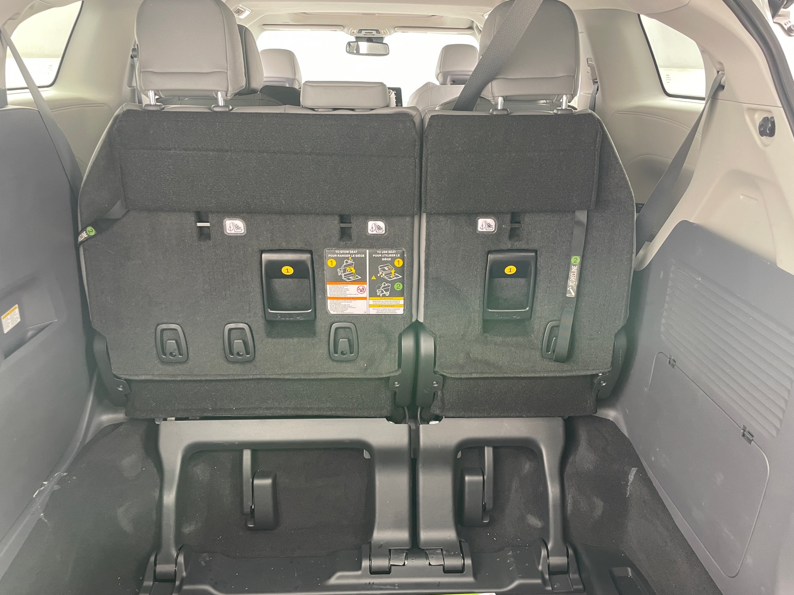 Thumbnail: 2023 Toyota Sienna - 6