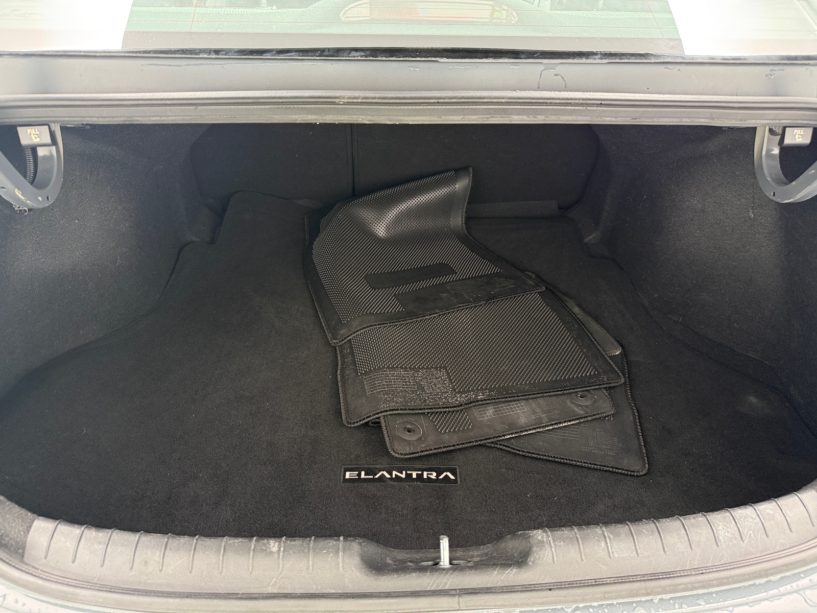 Thumbnail: 2023 Hyundai Elantra - 6