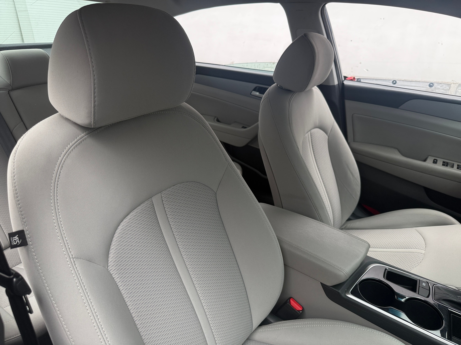Thumbnail: 2019 Hyundai Sonata - 2