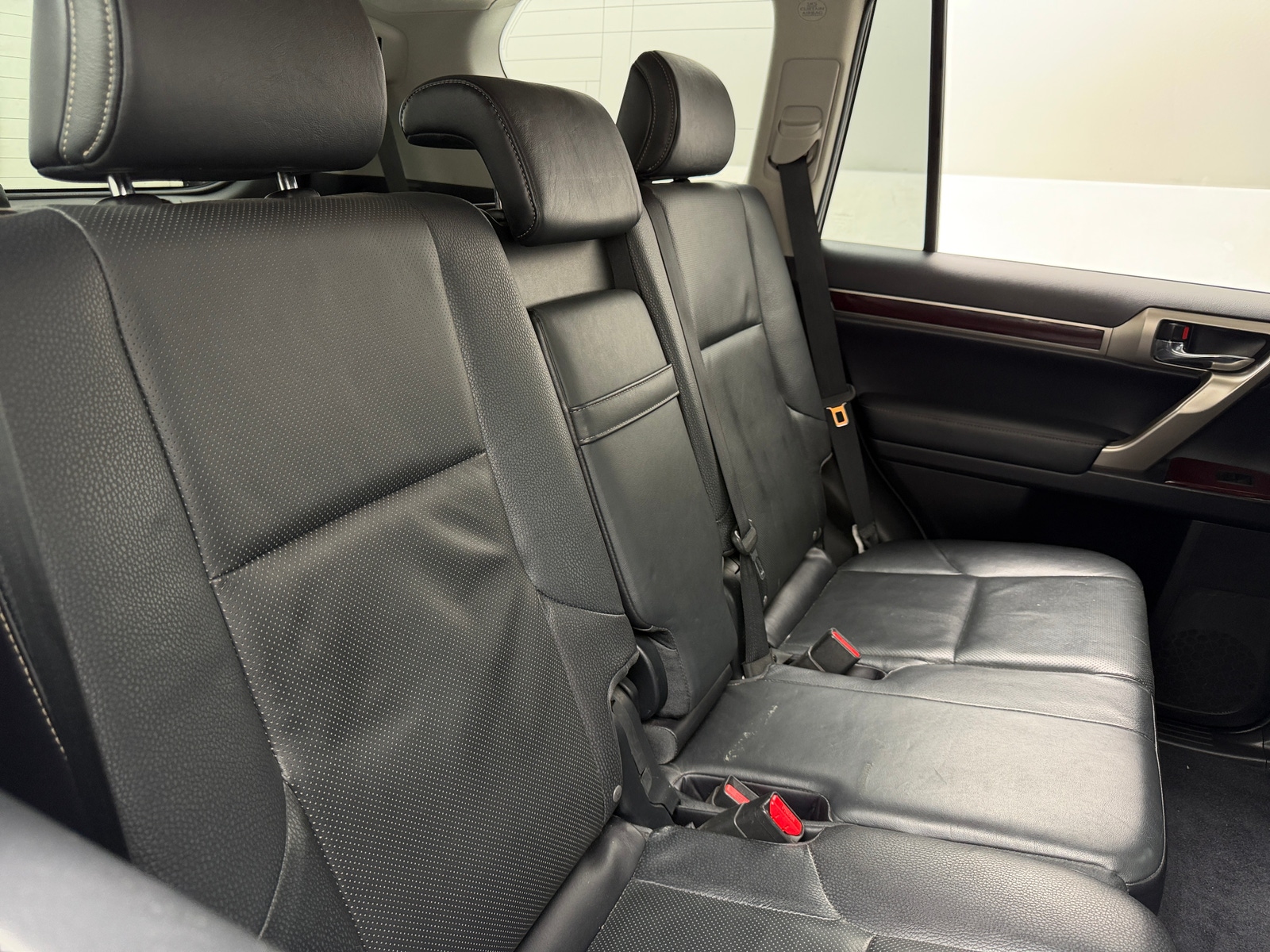 Thumbnail: 2016 Lexus GX - 5
