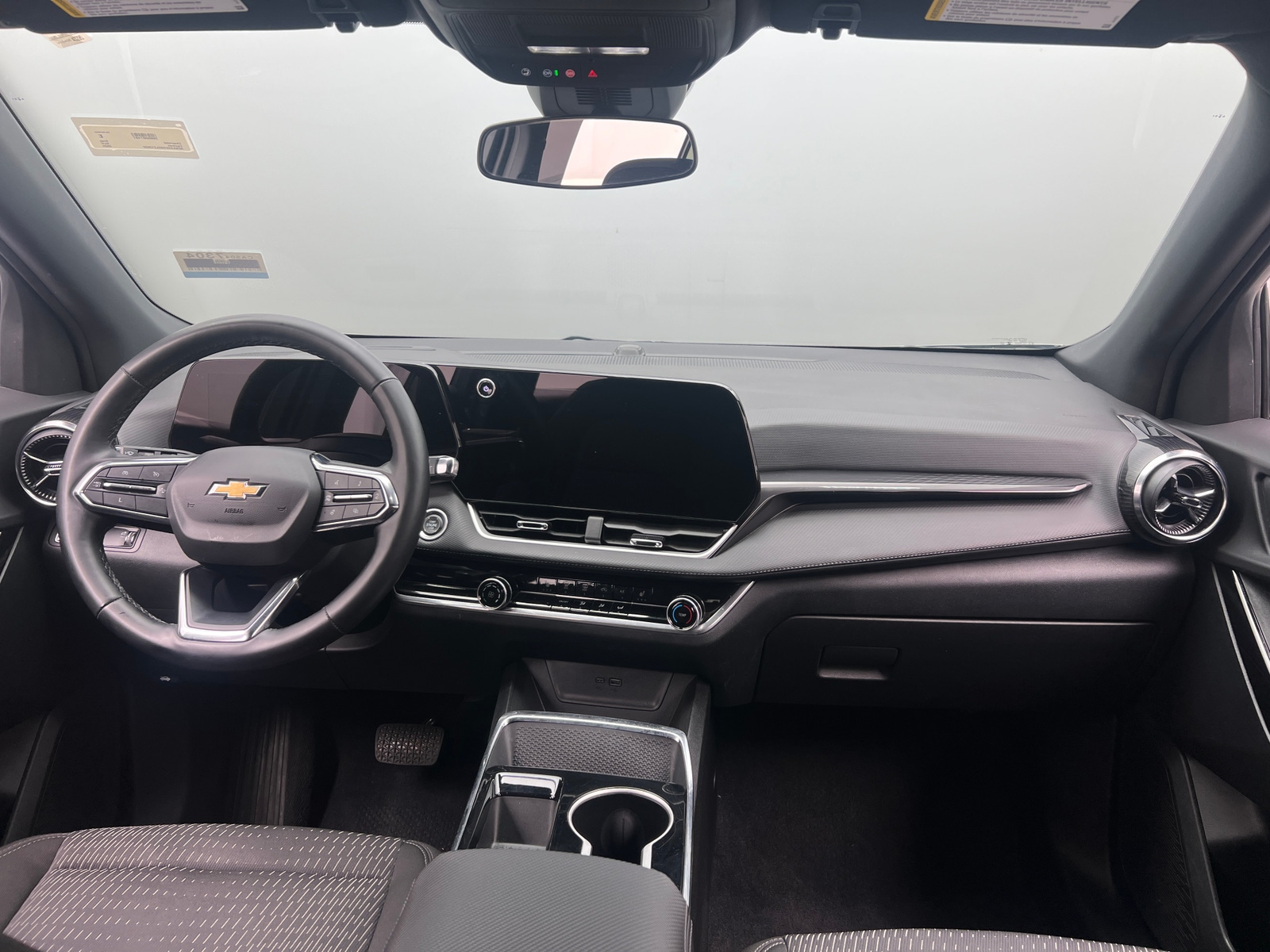 Thumbnail: 2025 Chevrolet Equinox - 3