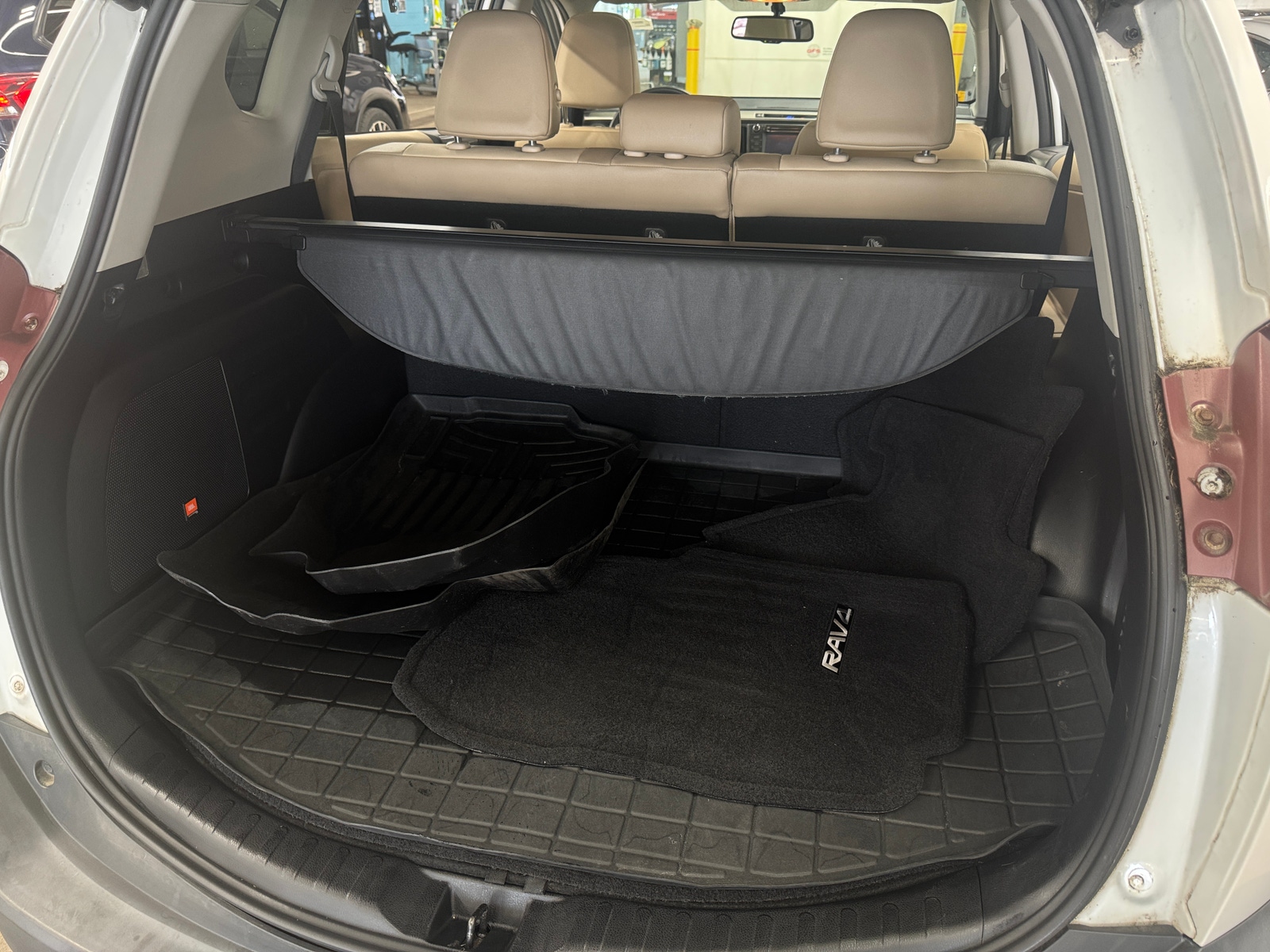 Thumbnail: 2013 Toyota RAV4 - 7