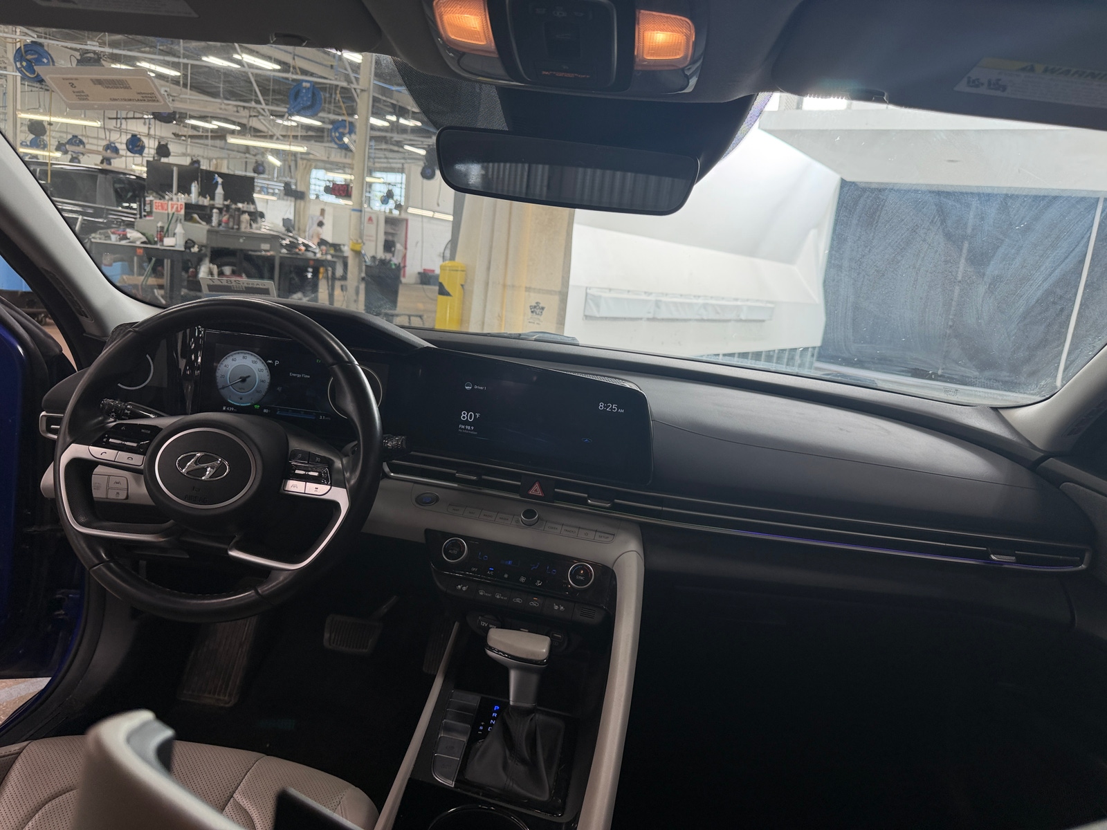 Thumbnail: 2022 Hyundai Elantra - 2