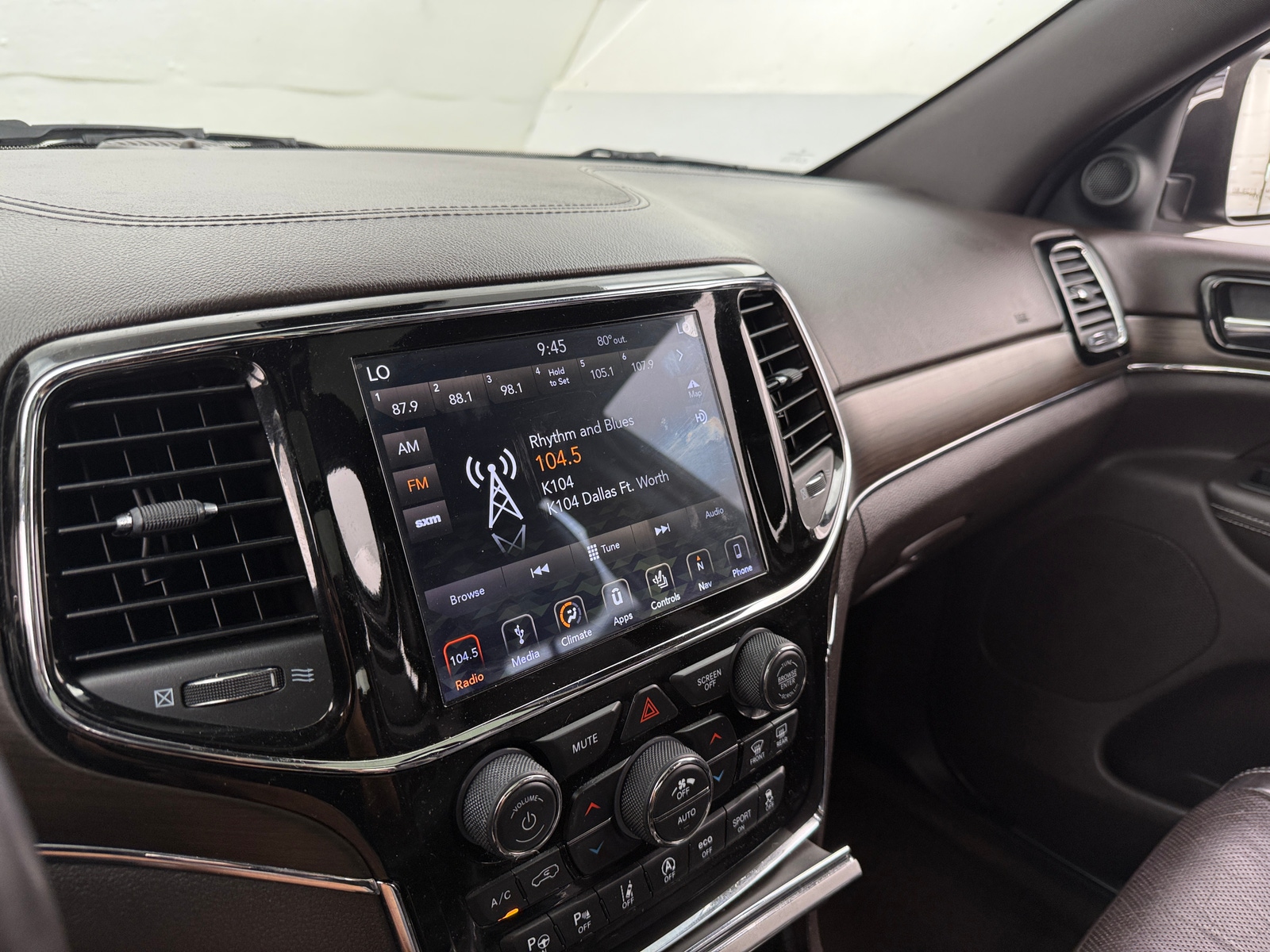Thumbnail: 2019 Jeep Grand Cherokee - 3