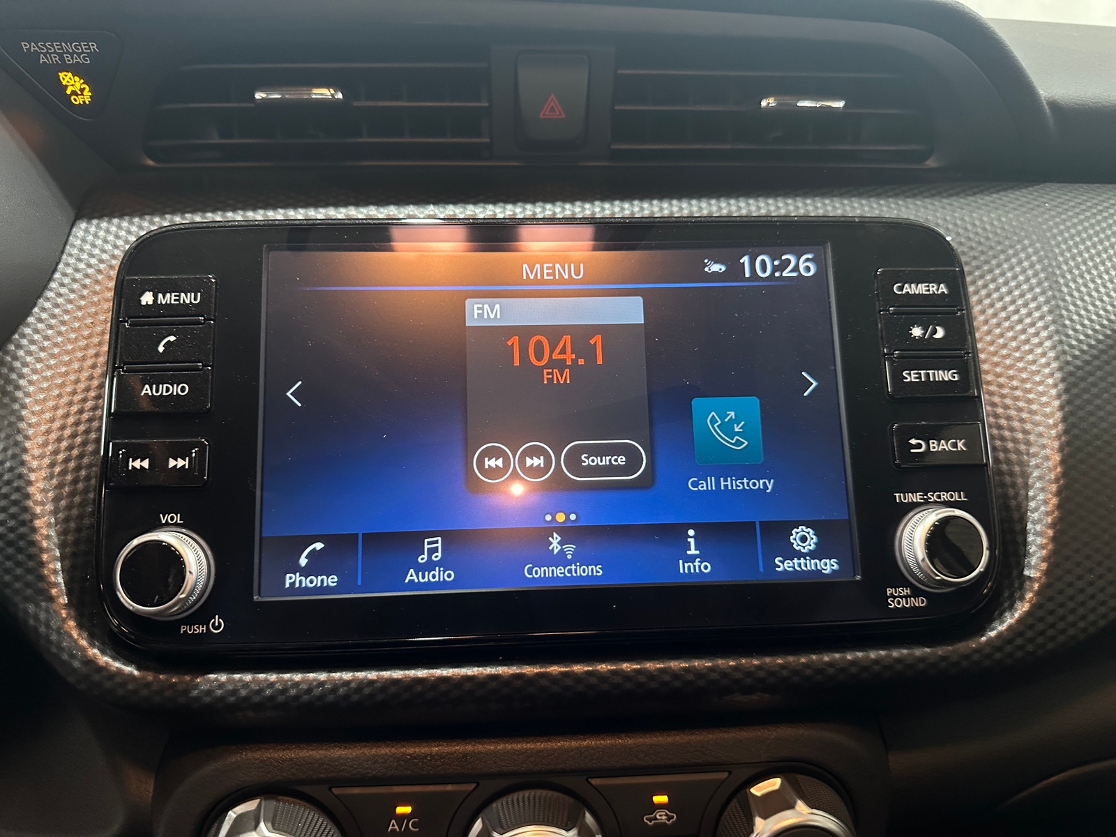 Thumbnail: 2024 Nissan Kicks - 4