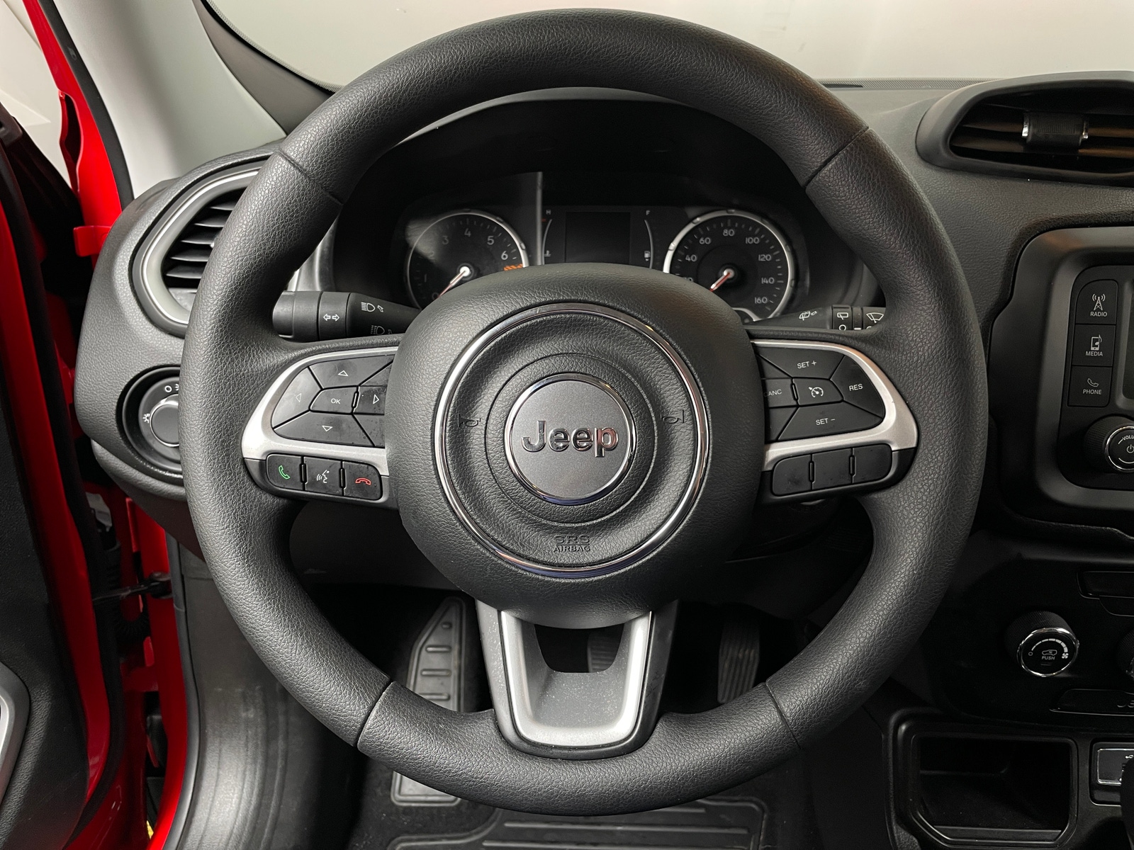 Thumbnail: 2020 Jeep Renegade - 5