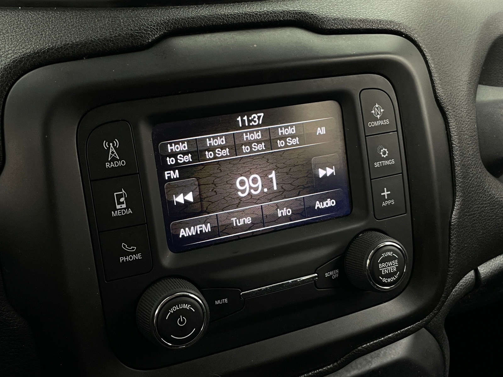 Thumbnail: 2020 Jeep Renegade - 4