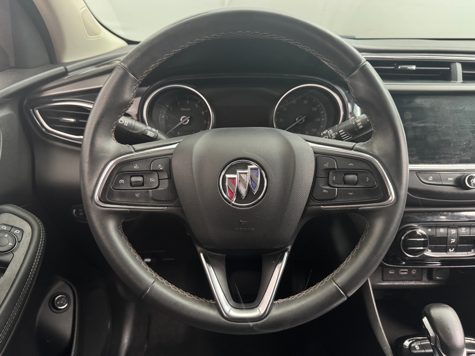 Thumbnail: 2022 Buick Encore GX - 4