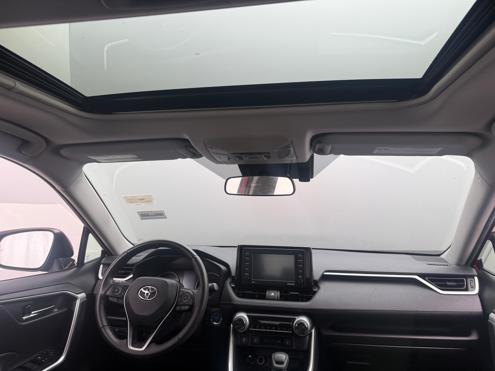 Thumbnail: 2021 Toyota RAV4 - 3