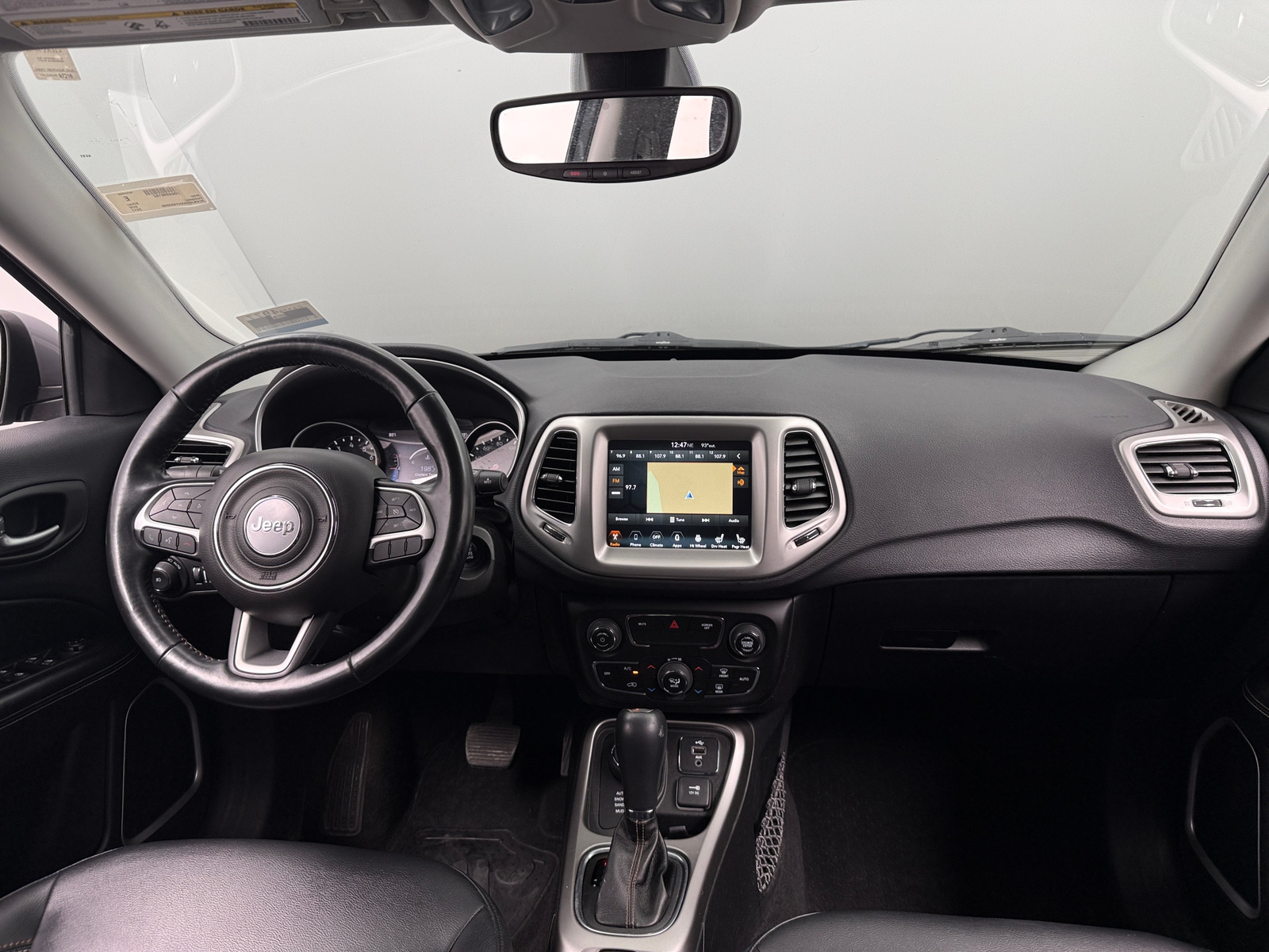 Thumbnail: 2017 Jeep Compass - 3