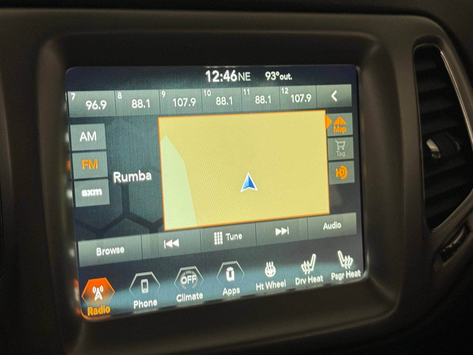 Thumbnail: 2017 Jeep Compass - 4