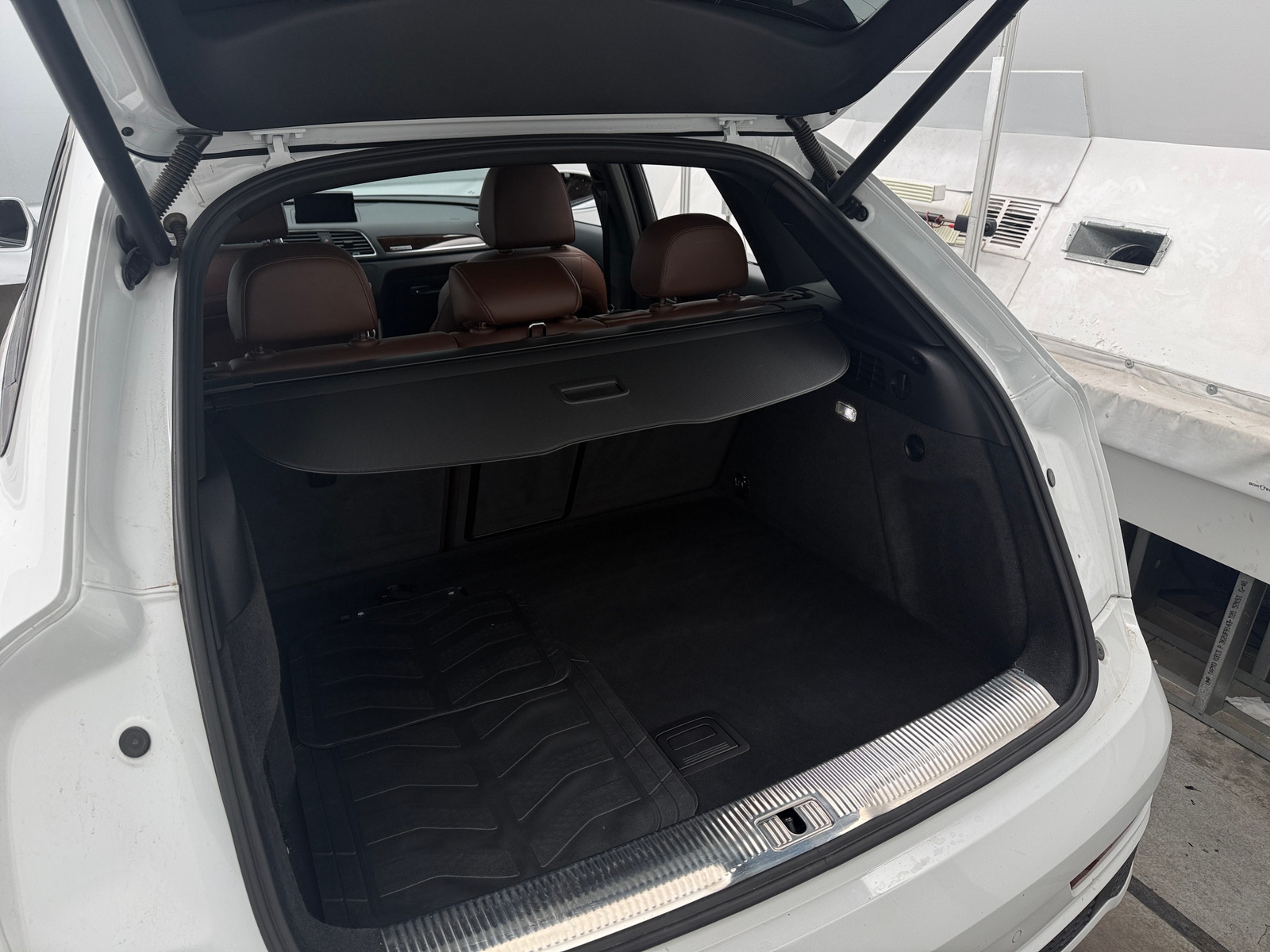 Thumbnail: 2017 Audi Q3 - 6
