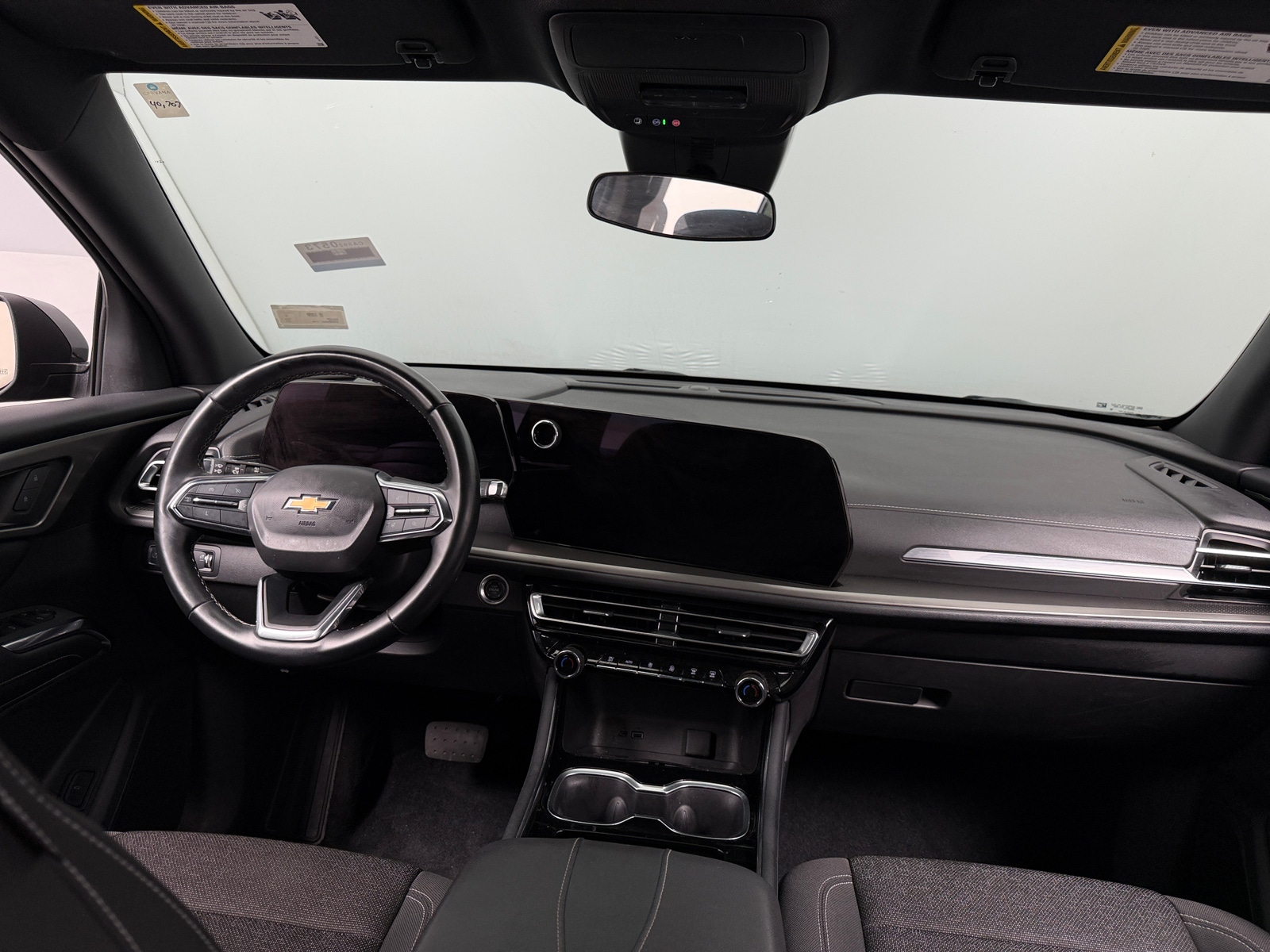 Thumbnail: 2024 Chevrolet Traverse - 3