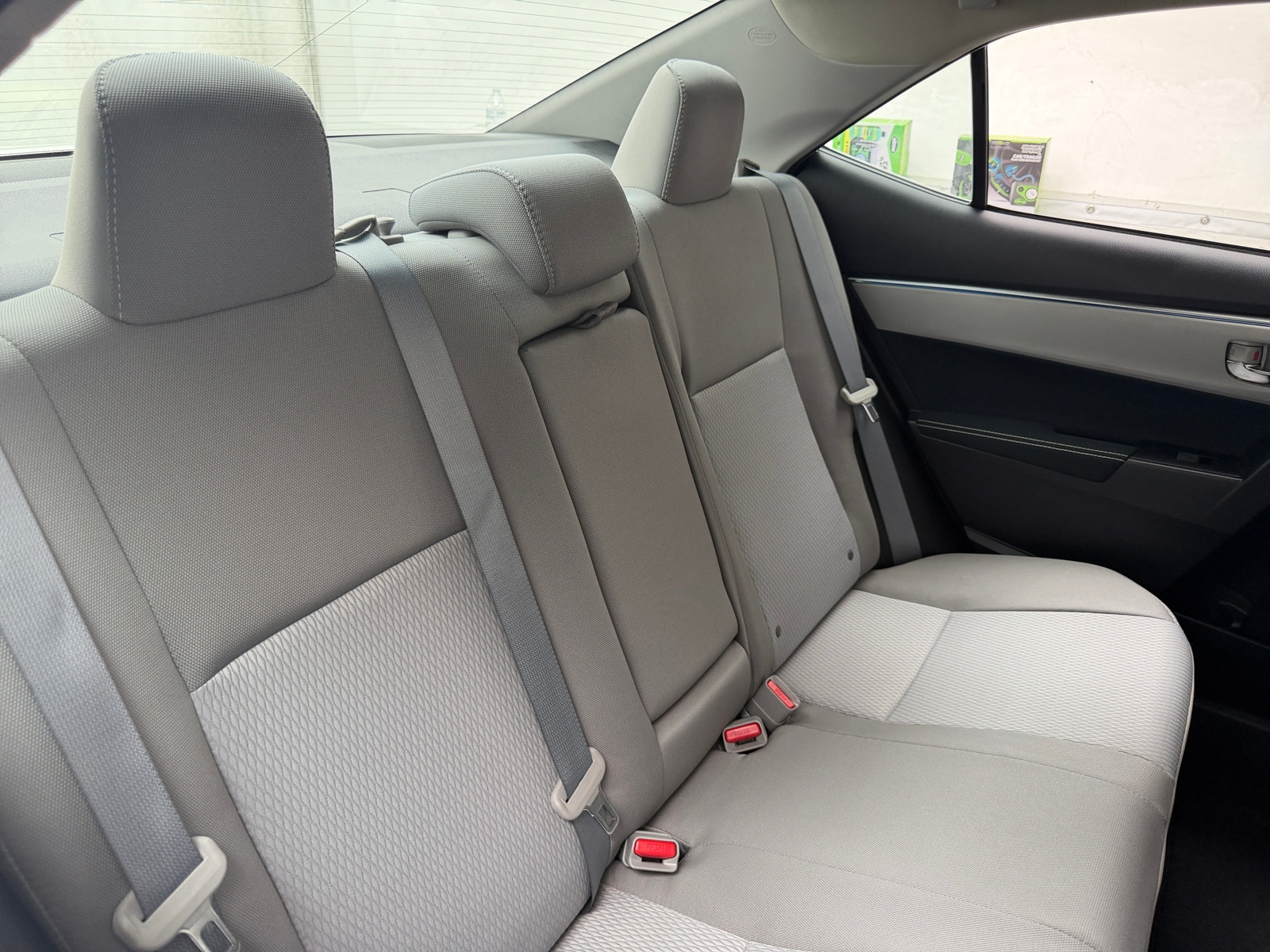 Thumbnail: 2015 Toyota Corolla - 6