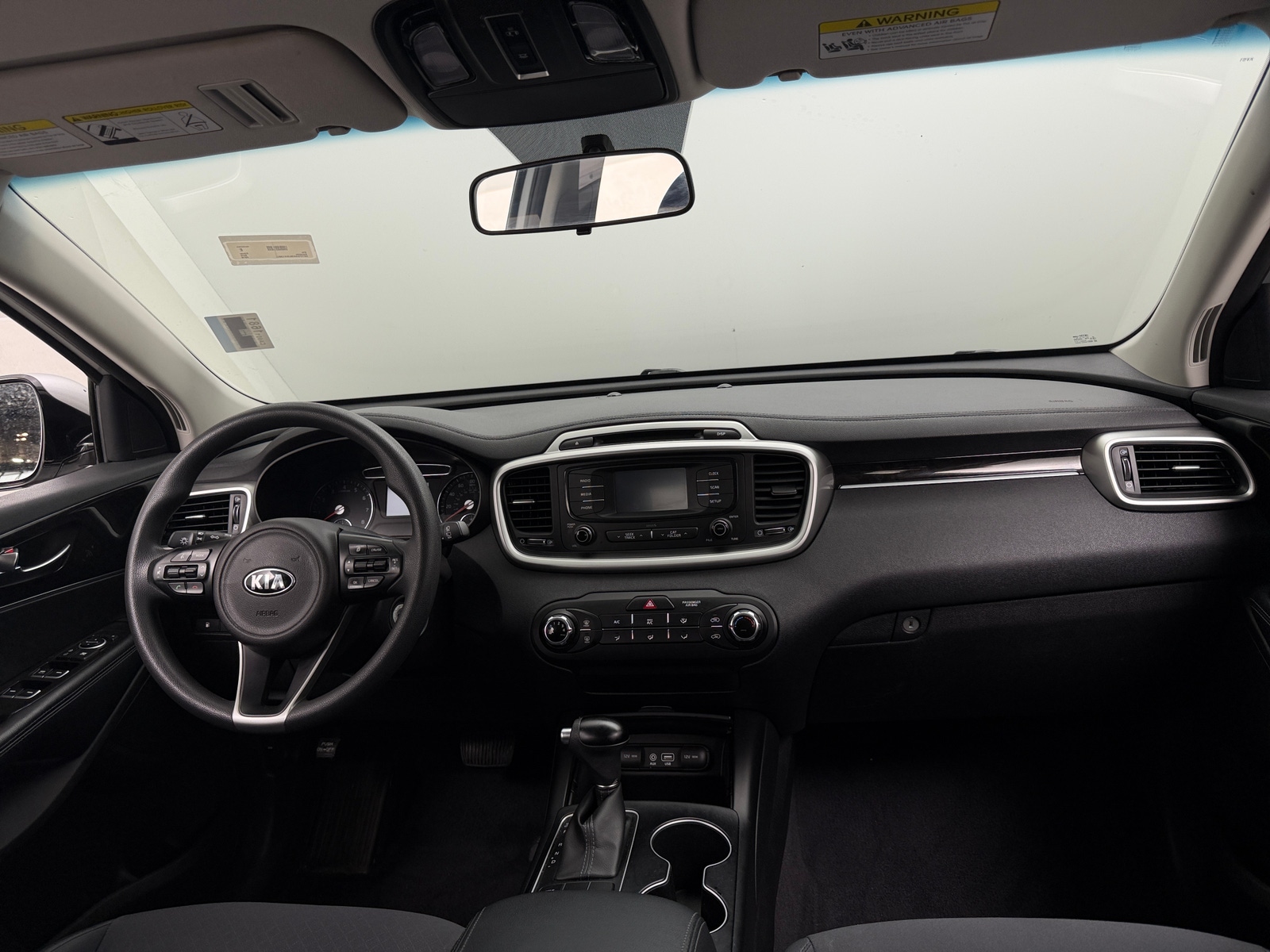 Thumbnail: 2018 Kia Sorento - 3