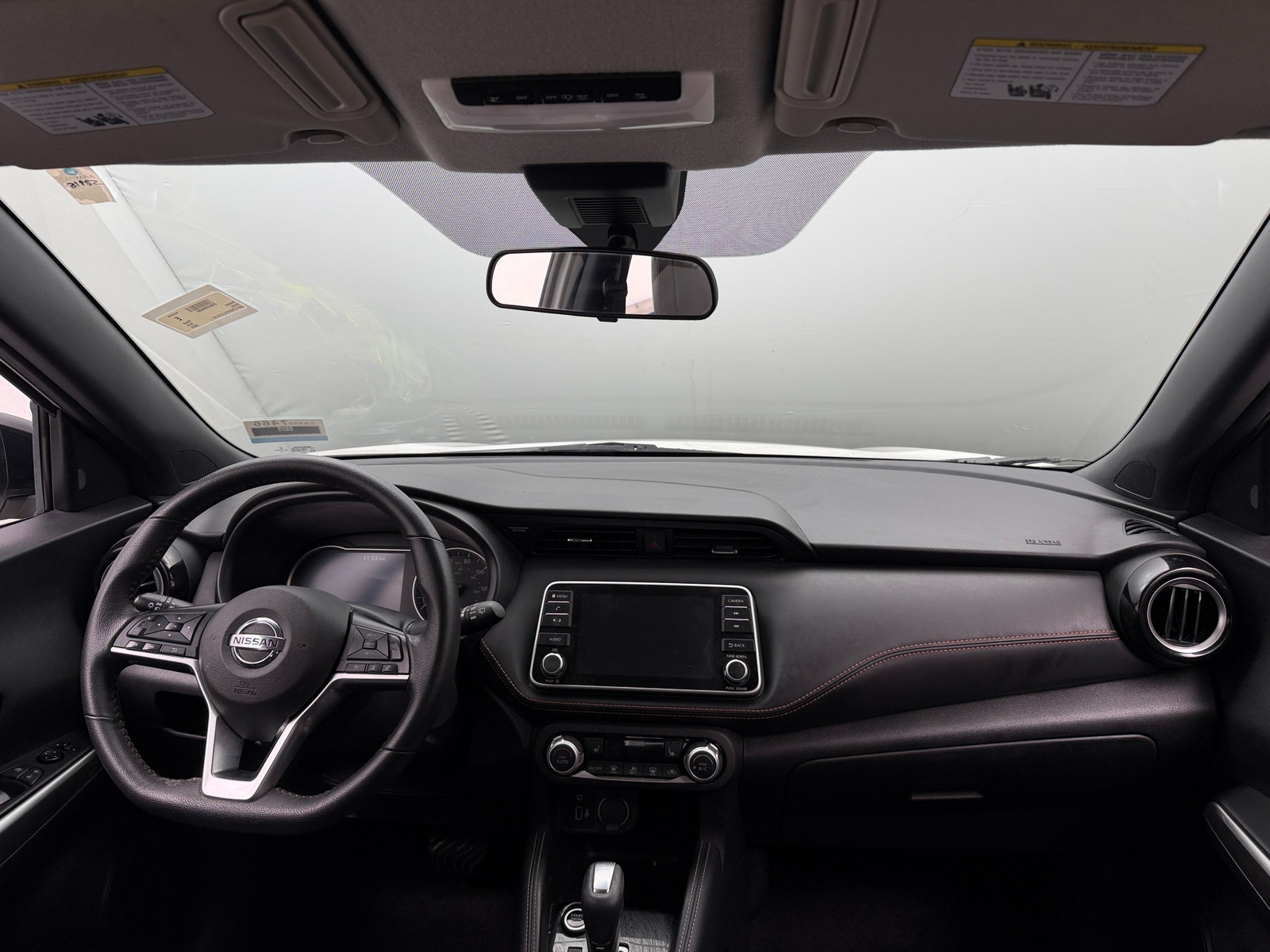 Thumbnail: 2020 Nissan Kicks - 3