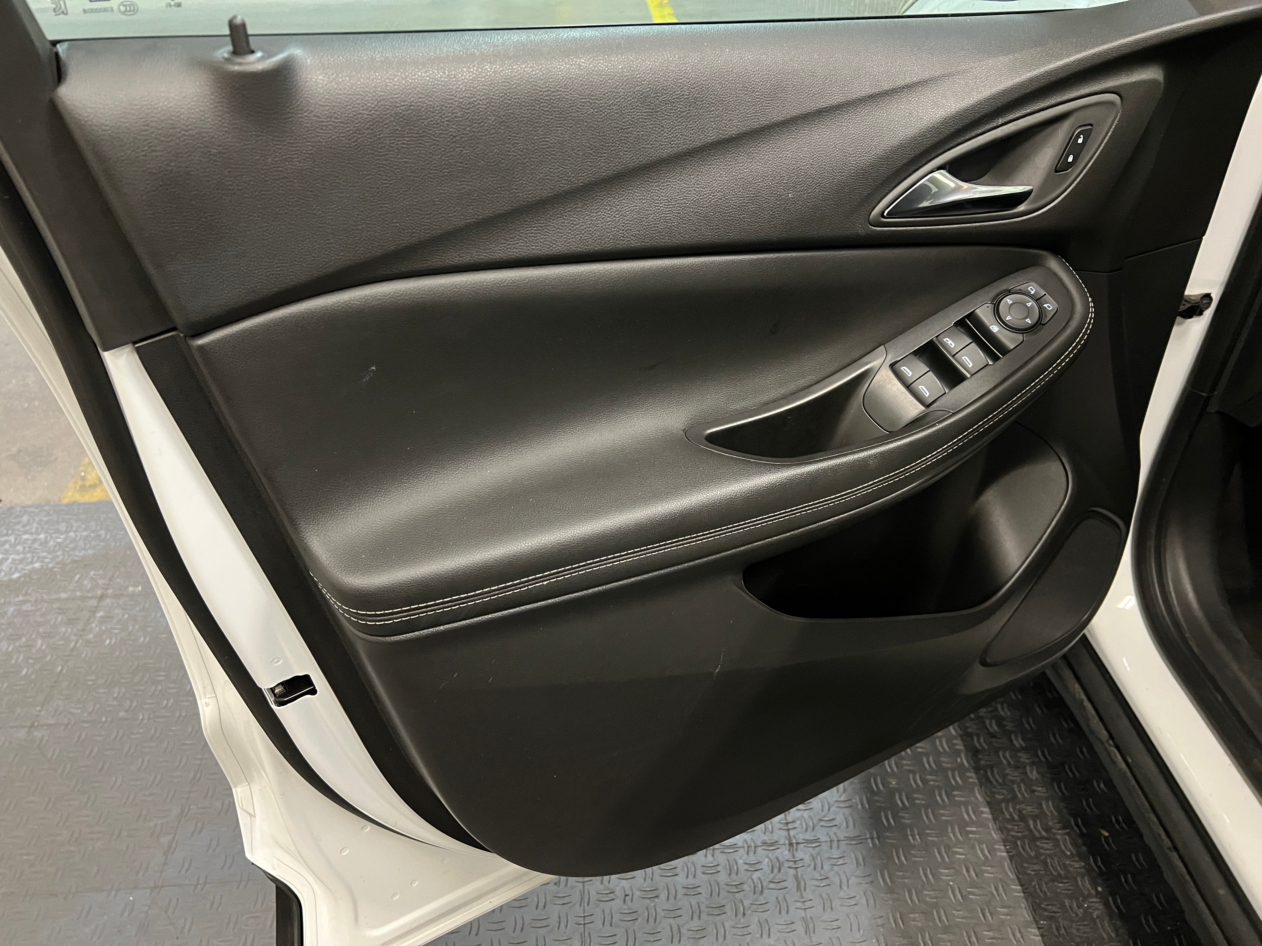 2025 Buick Encore GX Preferred - Photo 8