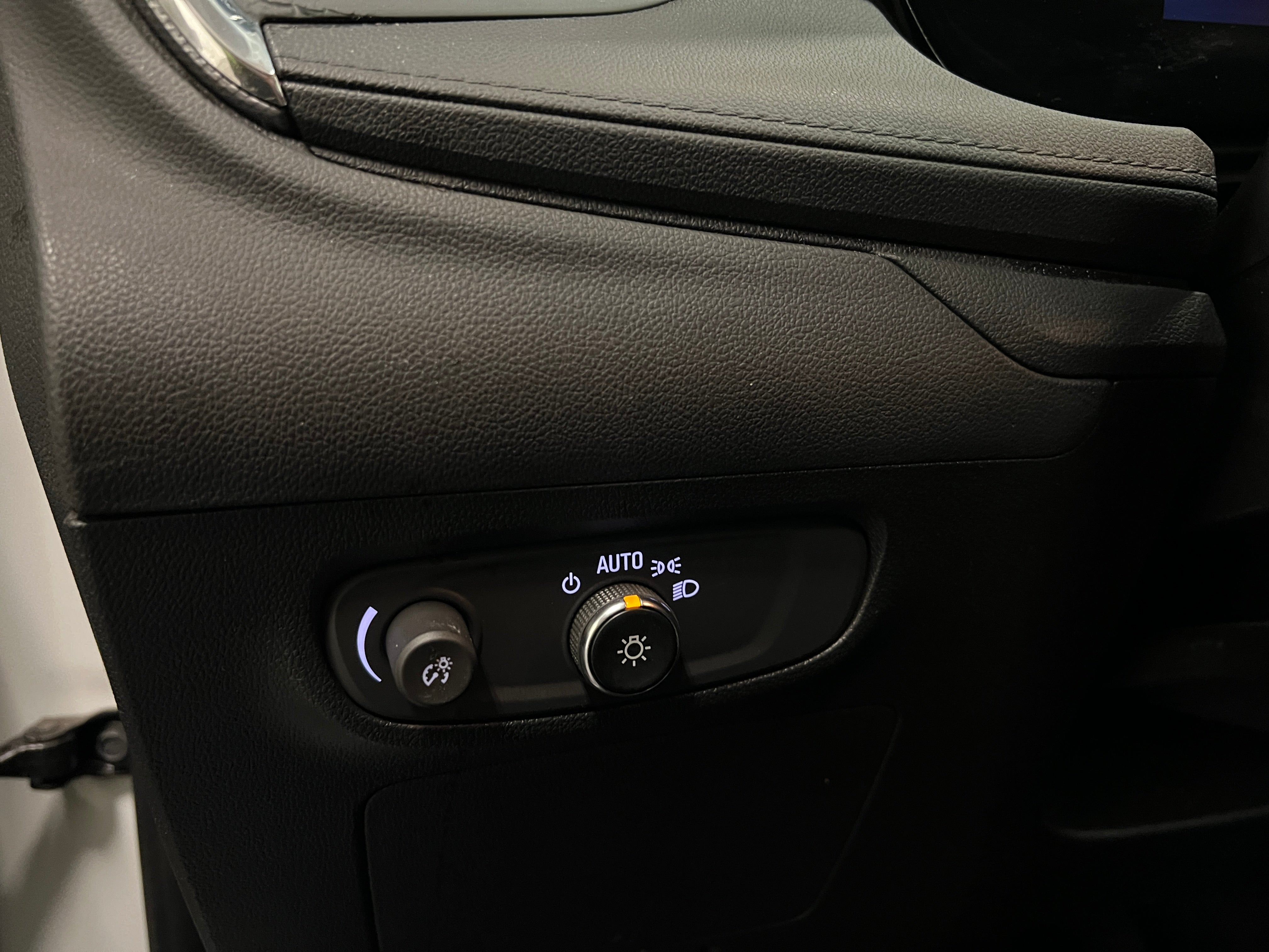 2025 Buick Encore GX Preferred - Photo 10