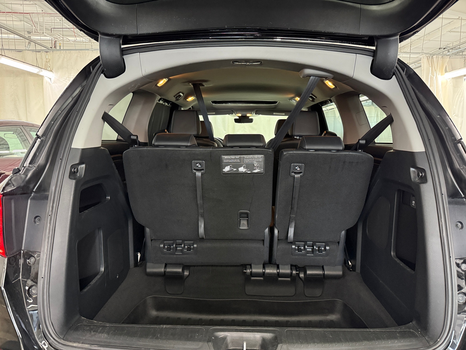 Thumbnail: 2023 Honda Odyssey - 6