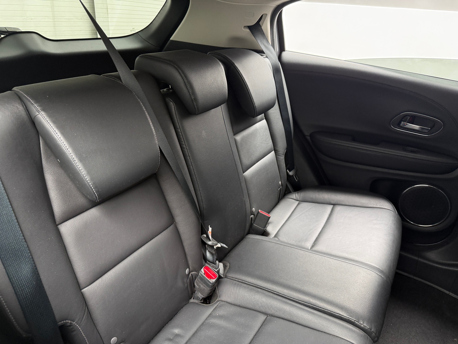 Thumbnail: 2016 Honda HR-V - 5