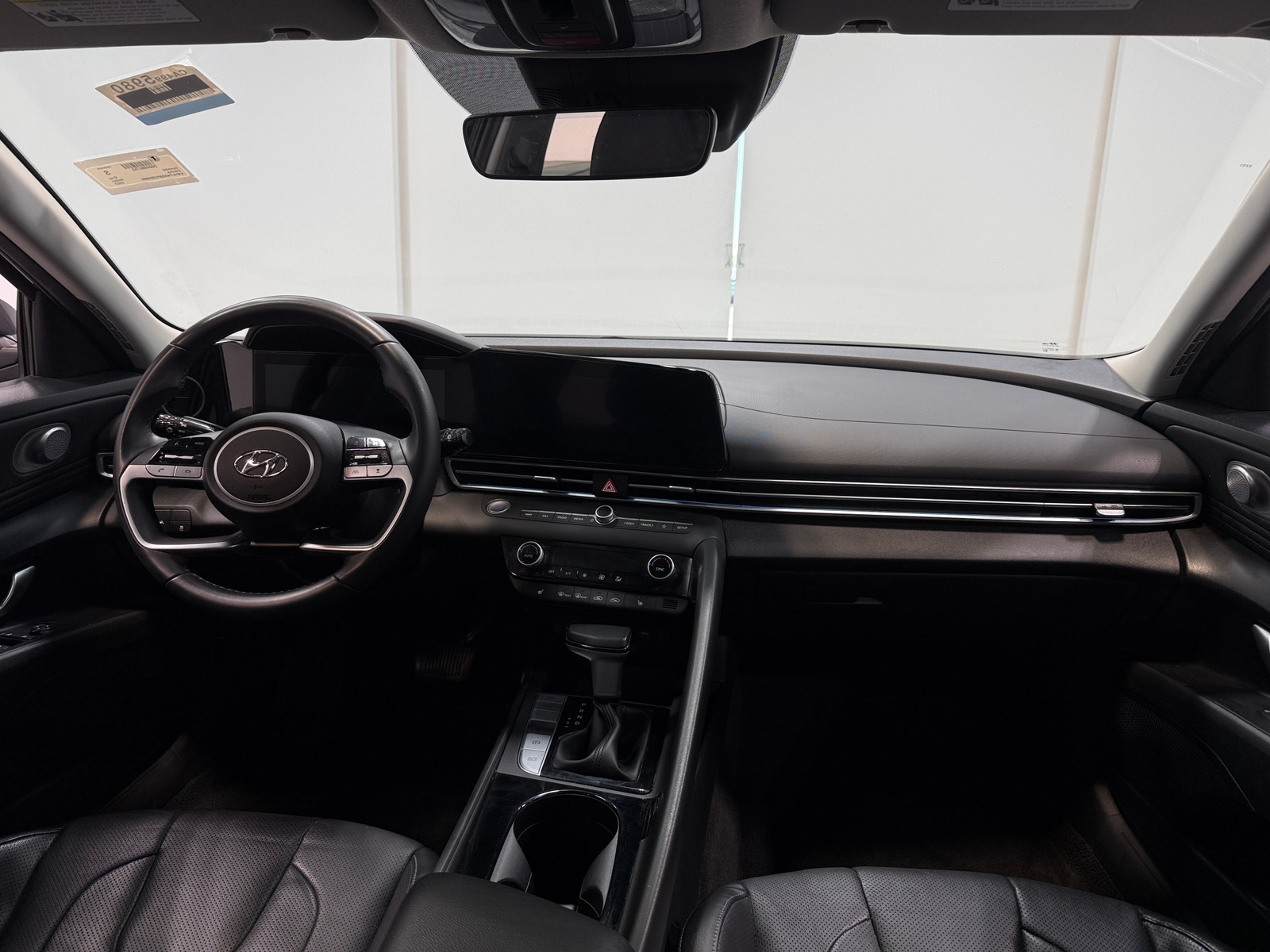 Thumbnail: 2023 Hyundai Elantra - 2