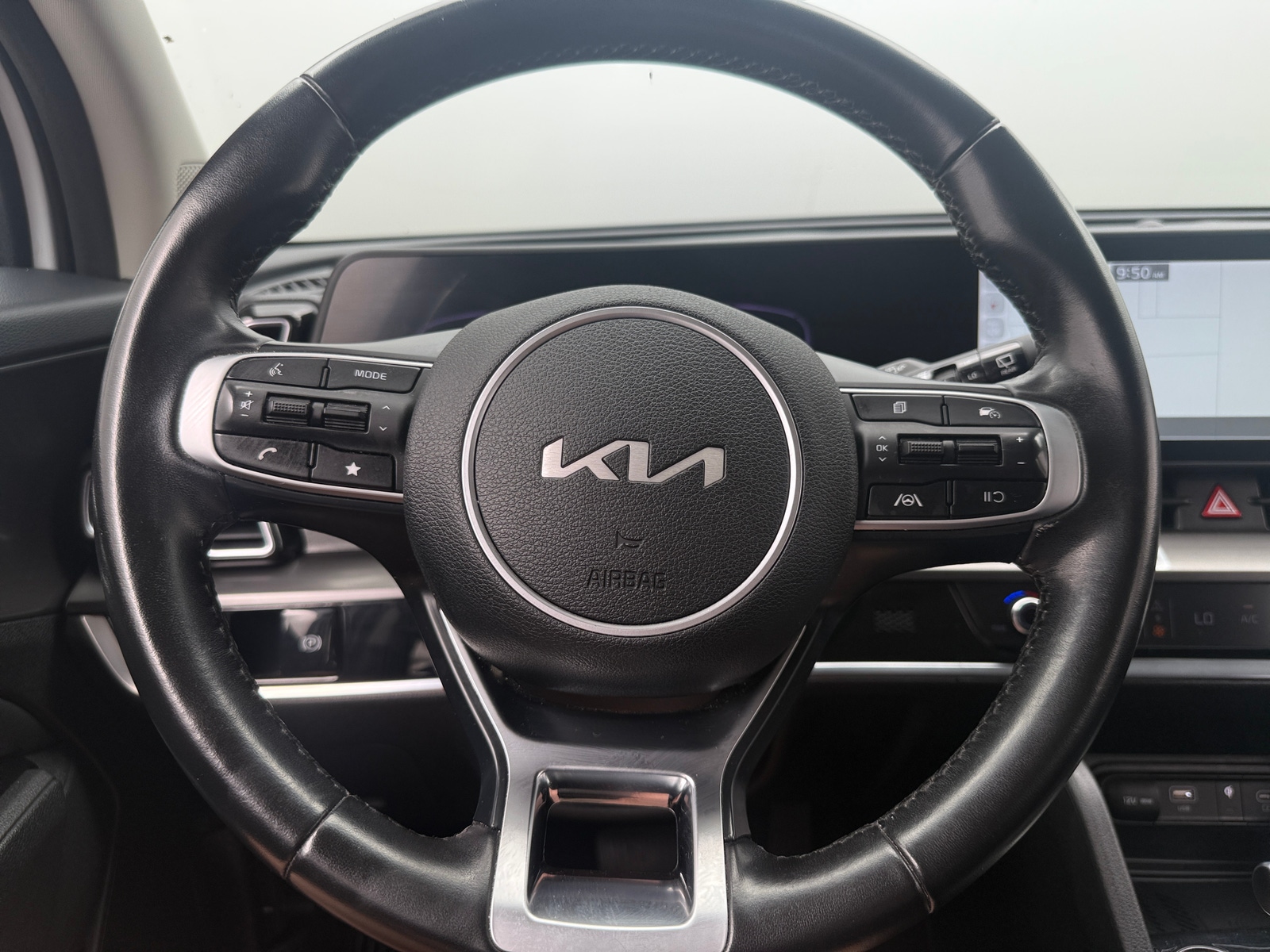 Thumbnail: 2023 Kia Sportage - 4
