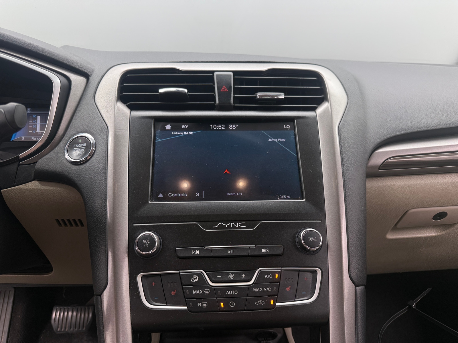 Thumbnail: 2019 Ford Fusion - 3