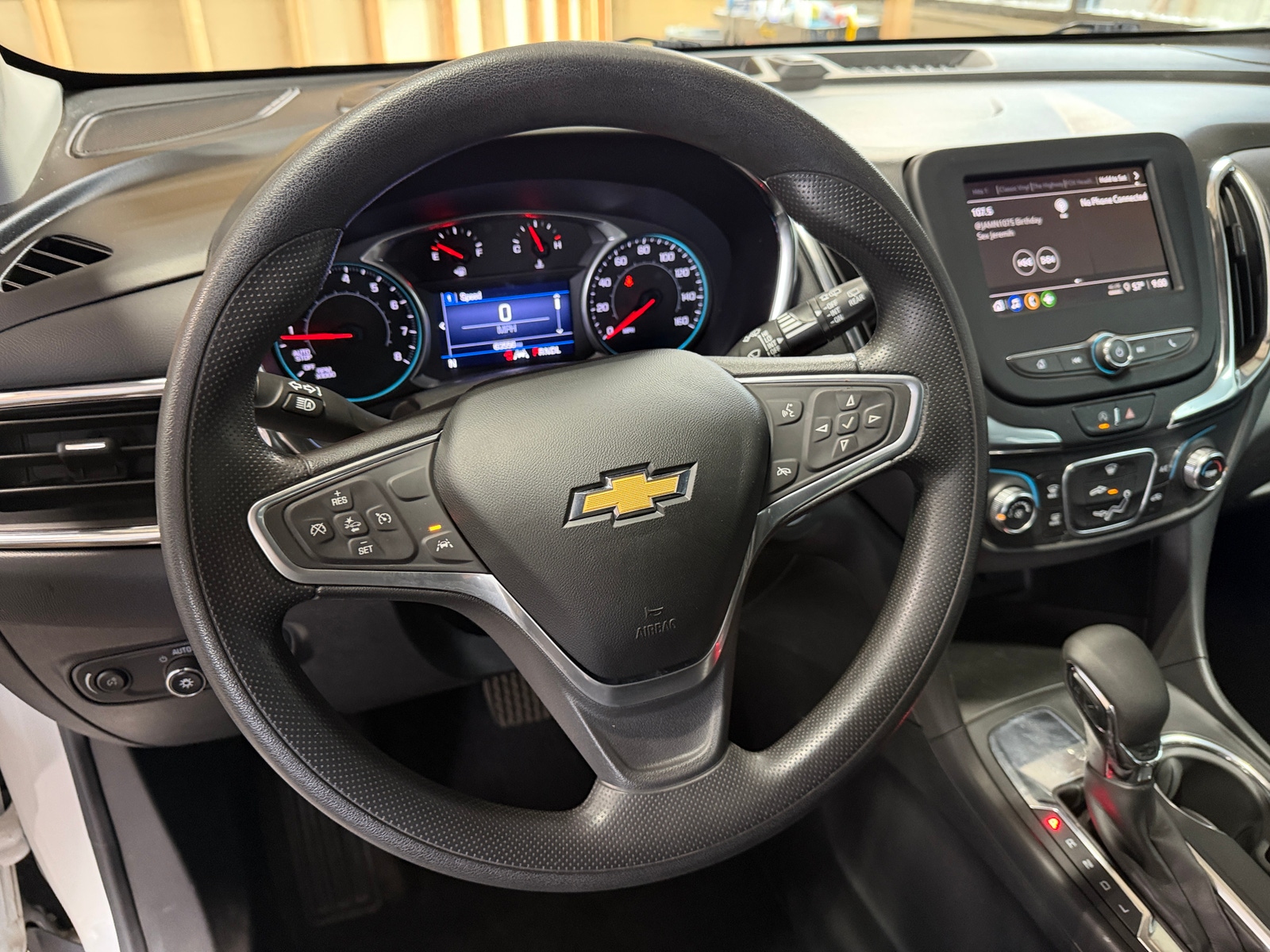Thumbnail: 2022 Chevrolet Equinox - 5