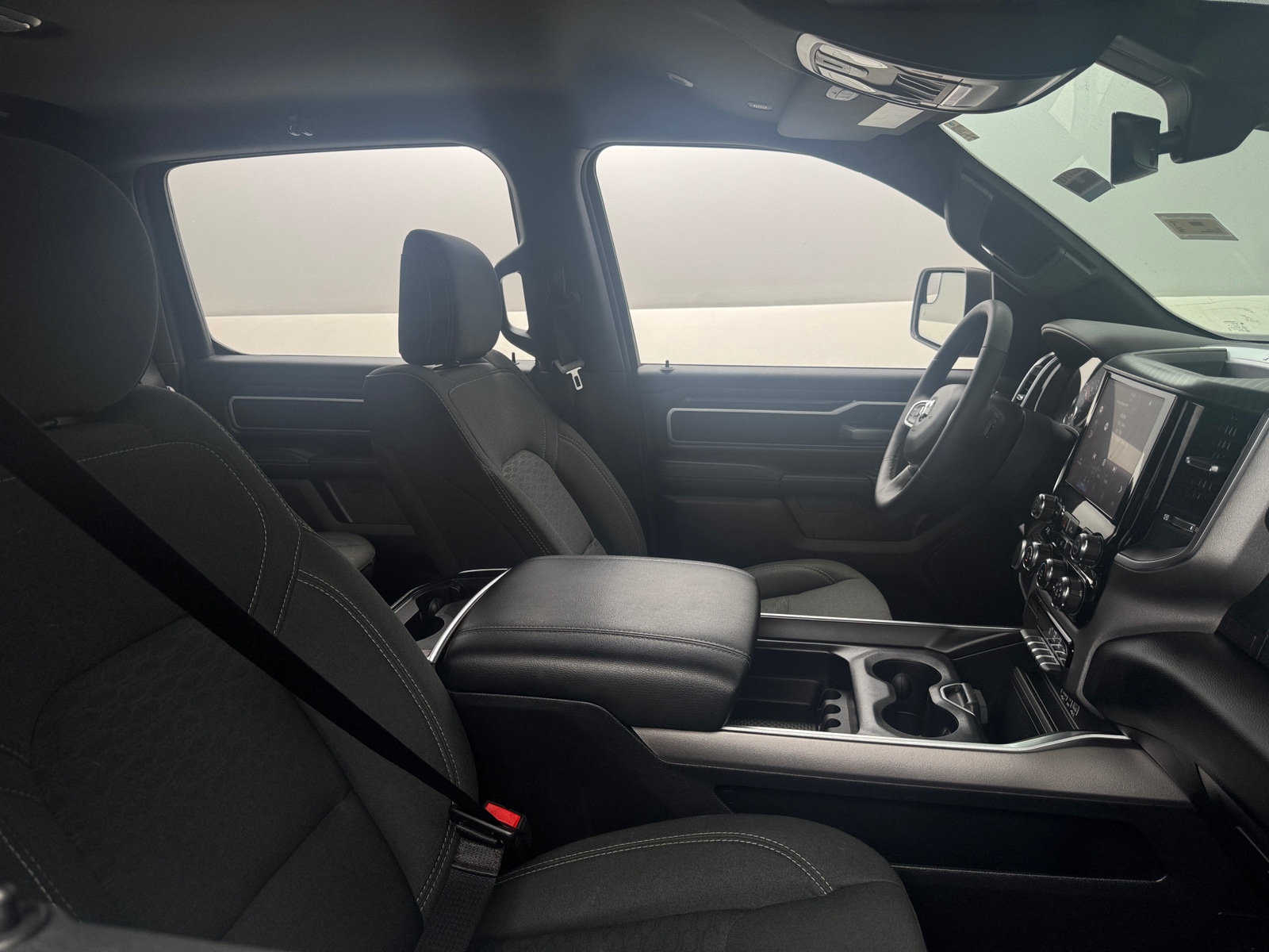 Thumbnail: 2025 RAM 1500 - 2