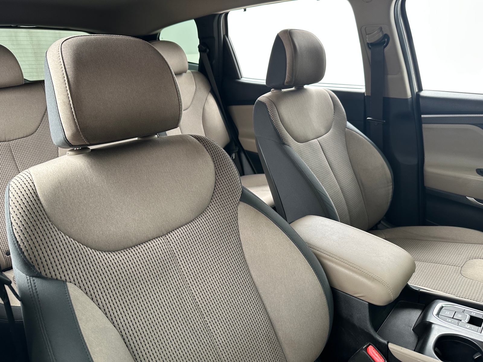 Thumbnail: 2019 Hyundai Santa Fe - 2