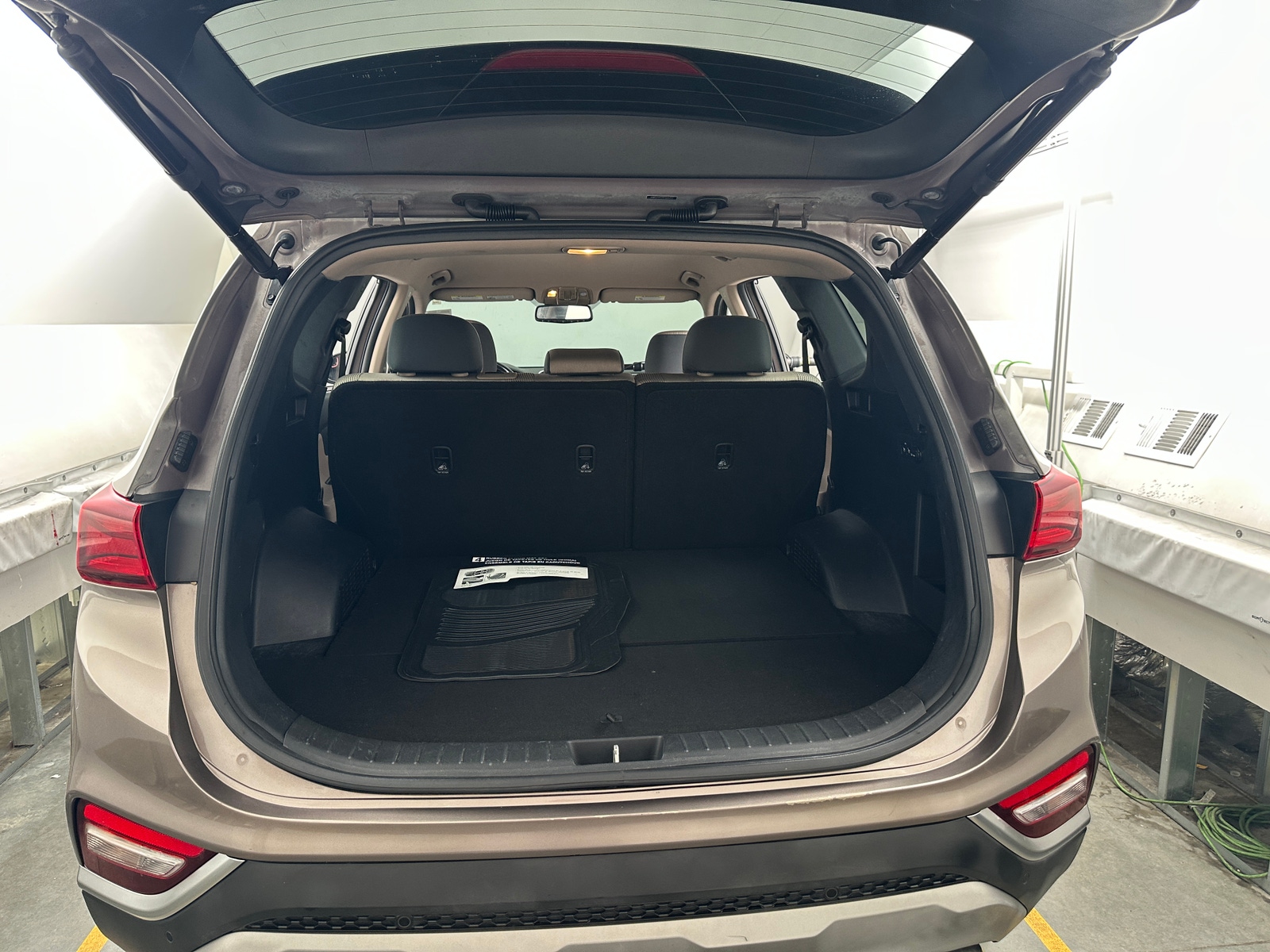 Thumbnail: 2019 Hyundai Santa Fe - 7