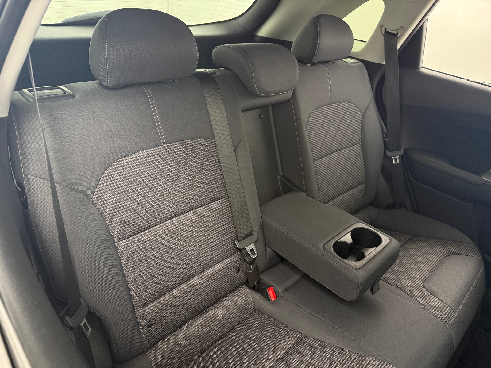 Thumbnail: 2019 Kia Niro - 6