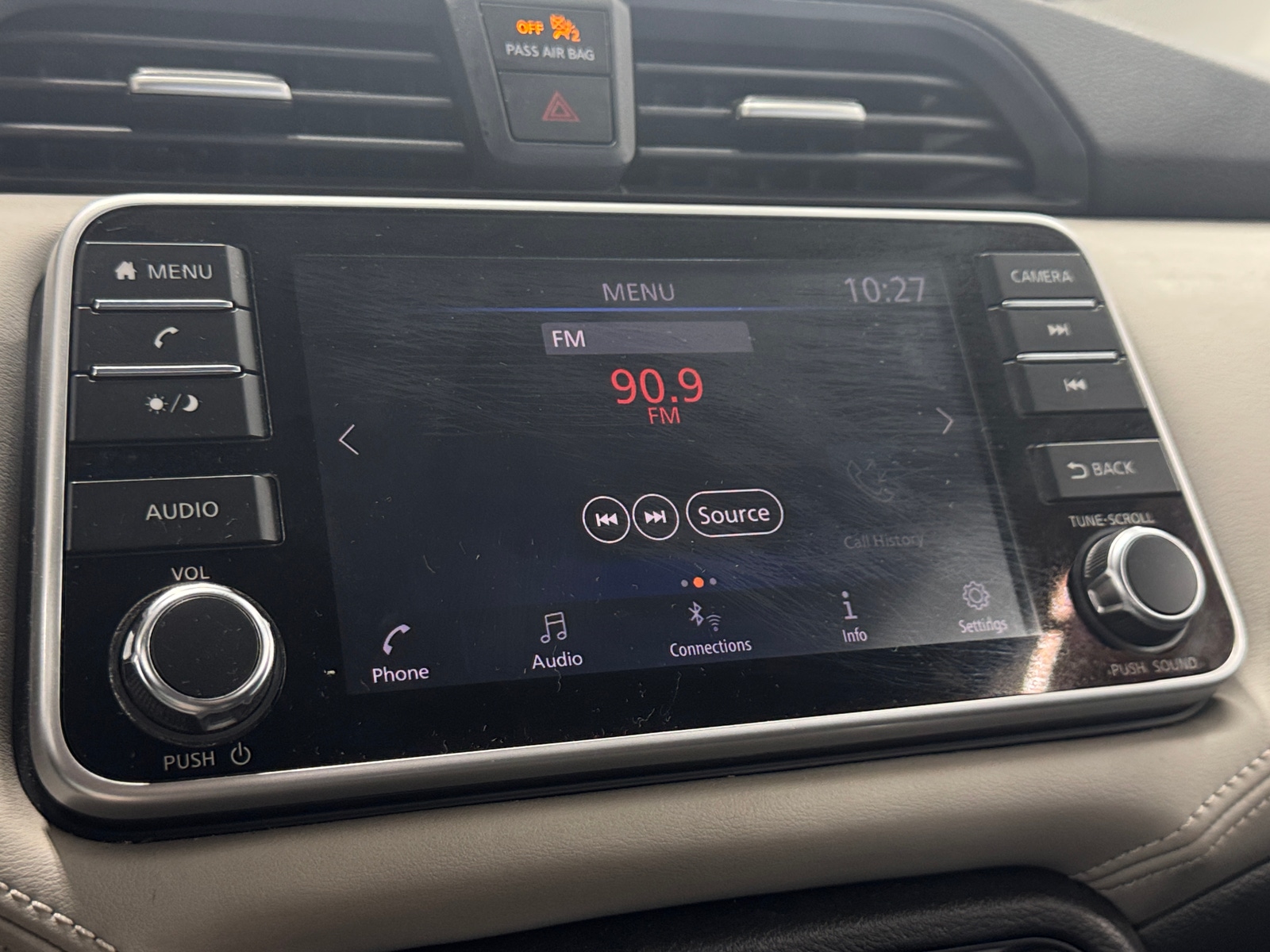 Thumbnail: 2020 Nissan Versa - 4