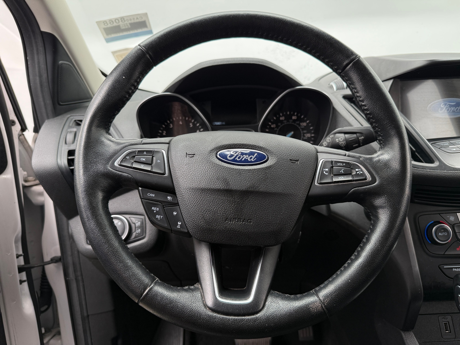 Thumbnail: 2019 Ford Escape - 4