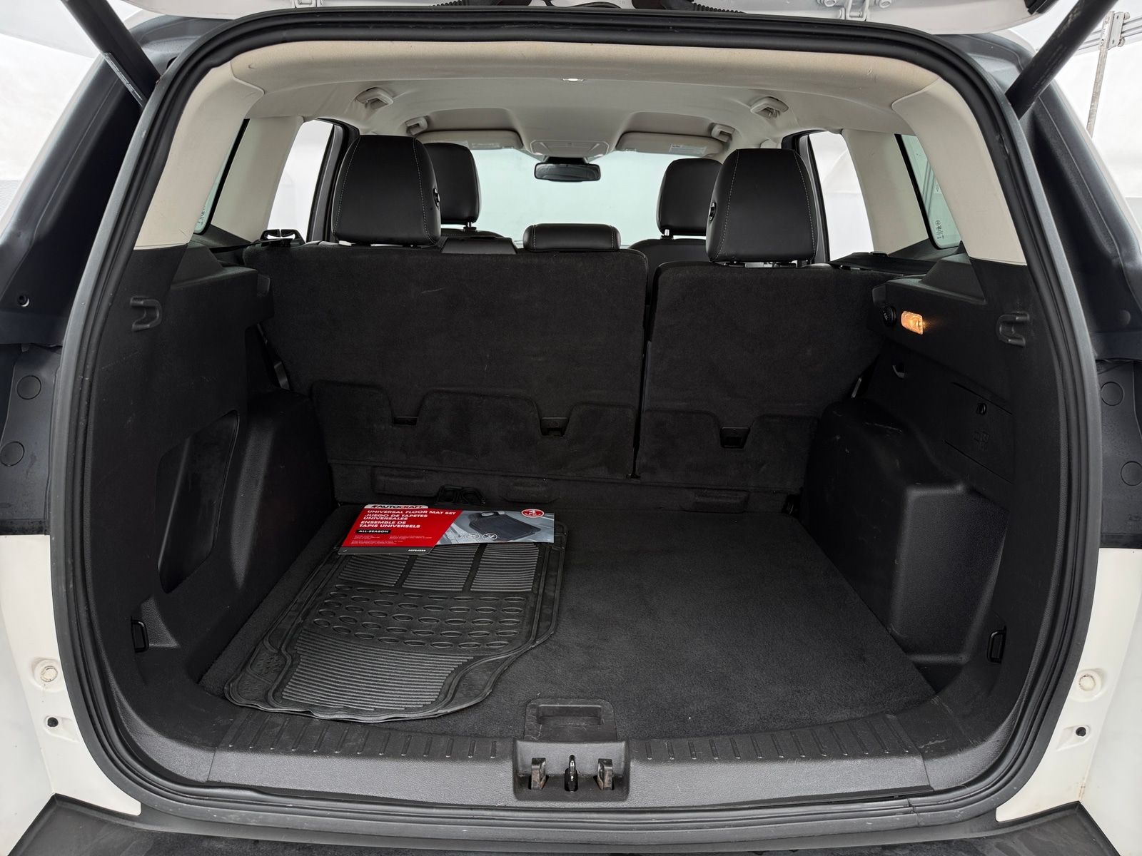 Thumbnail: 2019 Ford Escape - 6