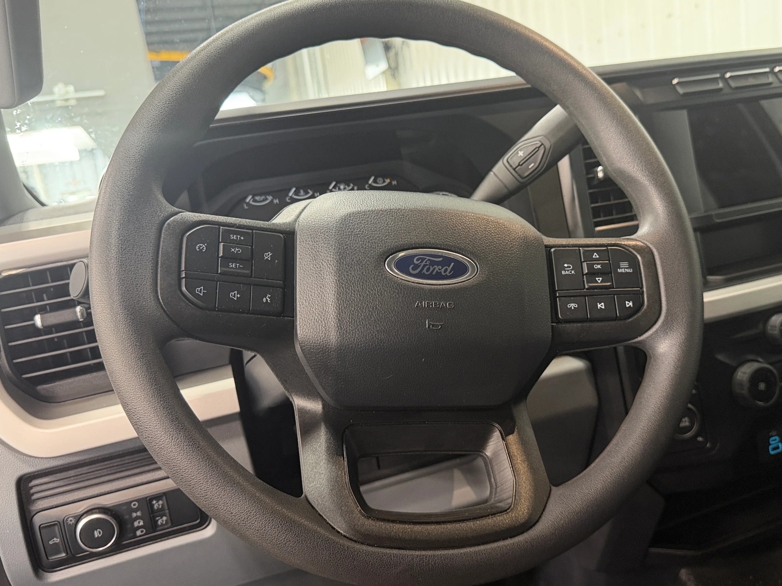 Thumbnail: 2024 Ford Econoline - 5