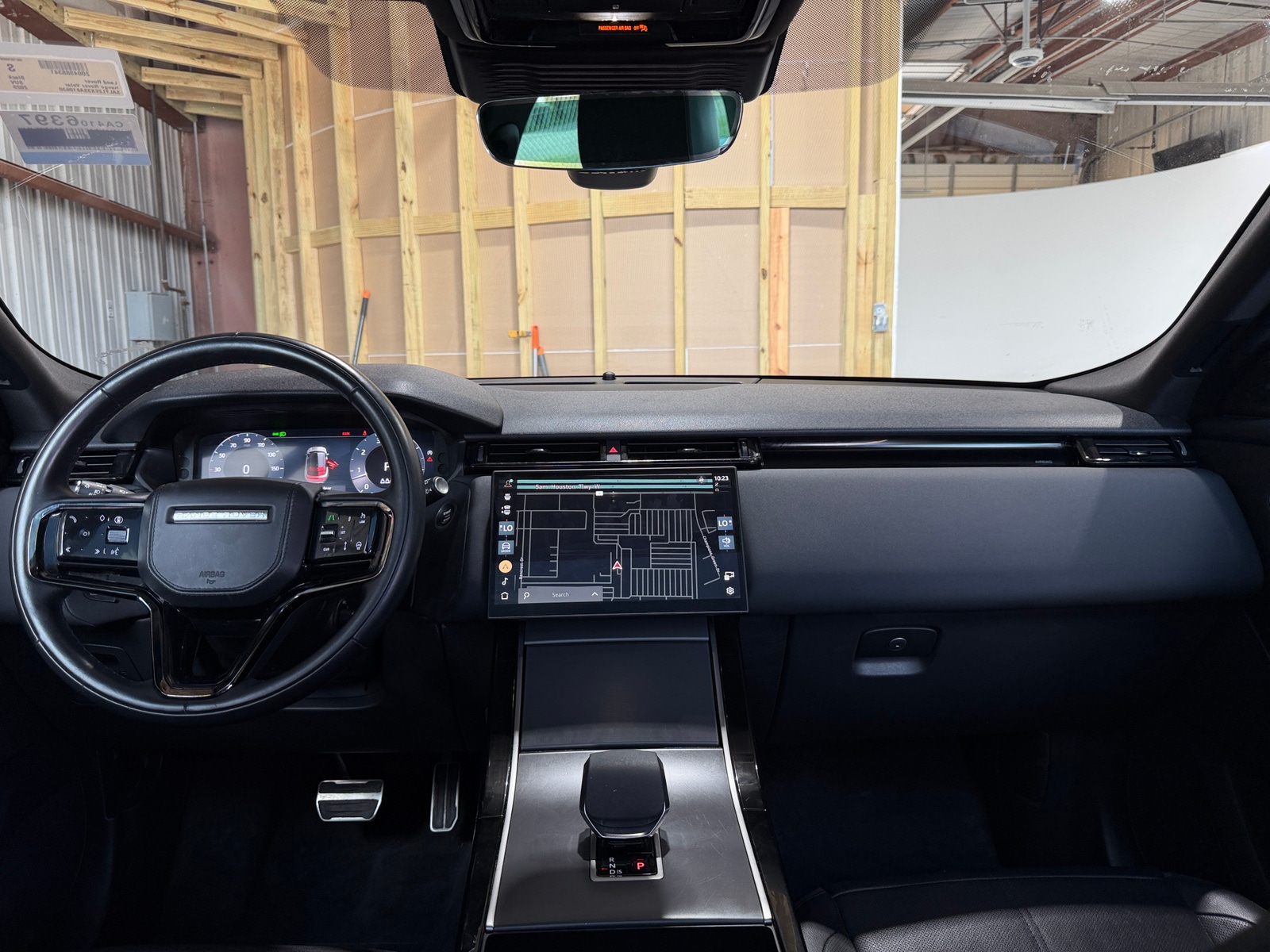 Thumbnail: 2025 Land Rover Range Rover Velar - 2