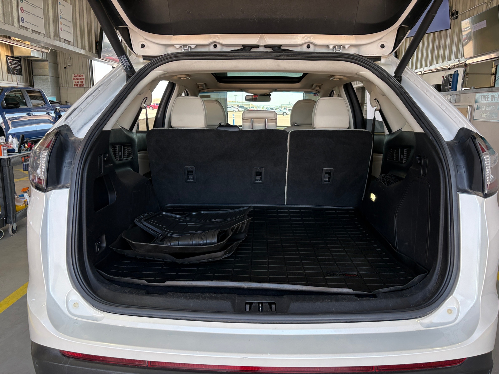 Thumbnail: 2015 Ford Edge - 6
