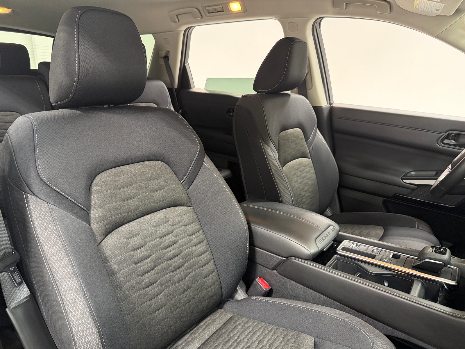 Thumbnail: 2025 Nissan Pathfinder - 2