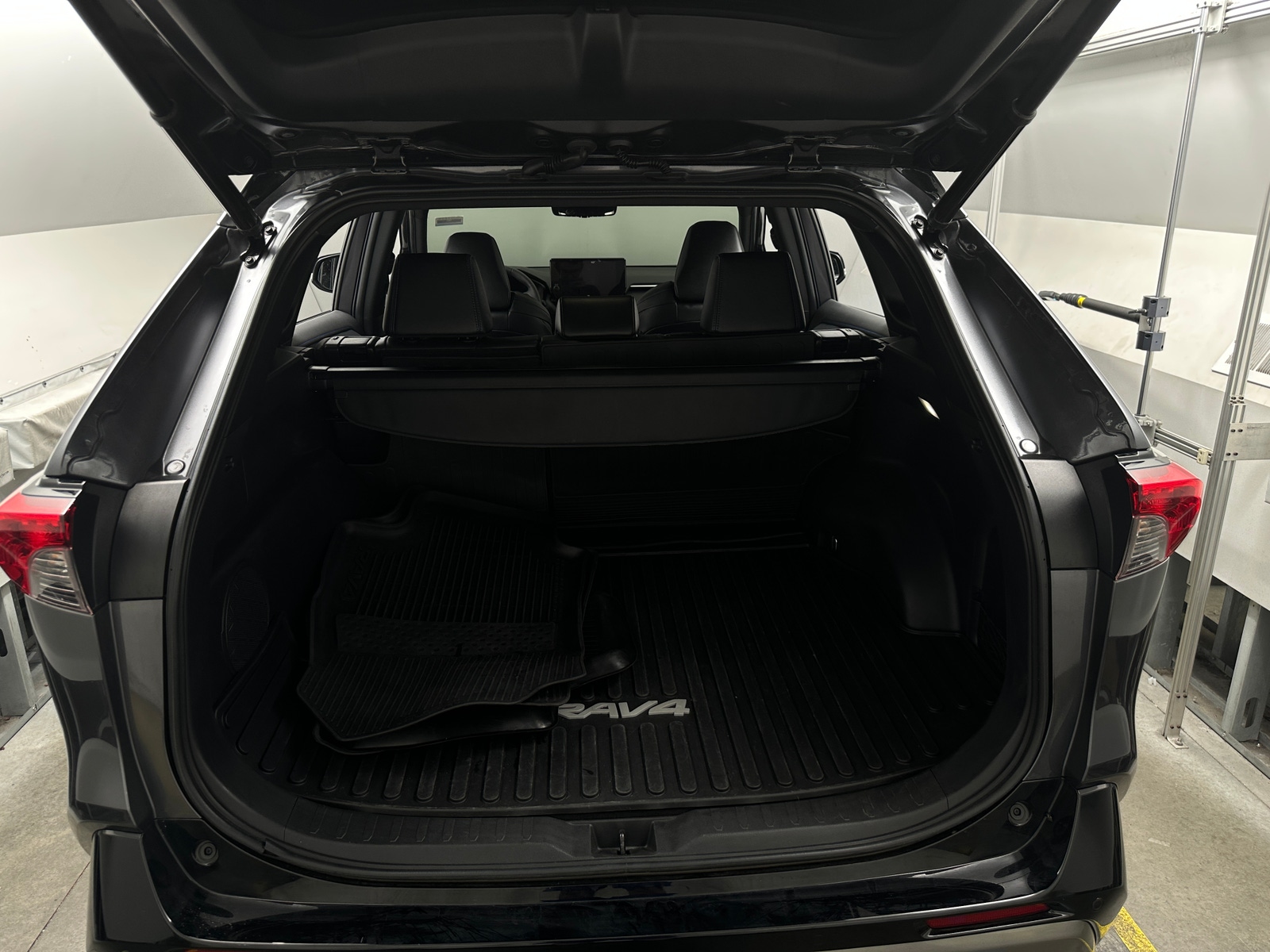 Thumbnail: 2023 Toyota RAV4 - 6