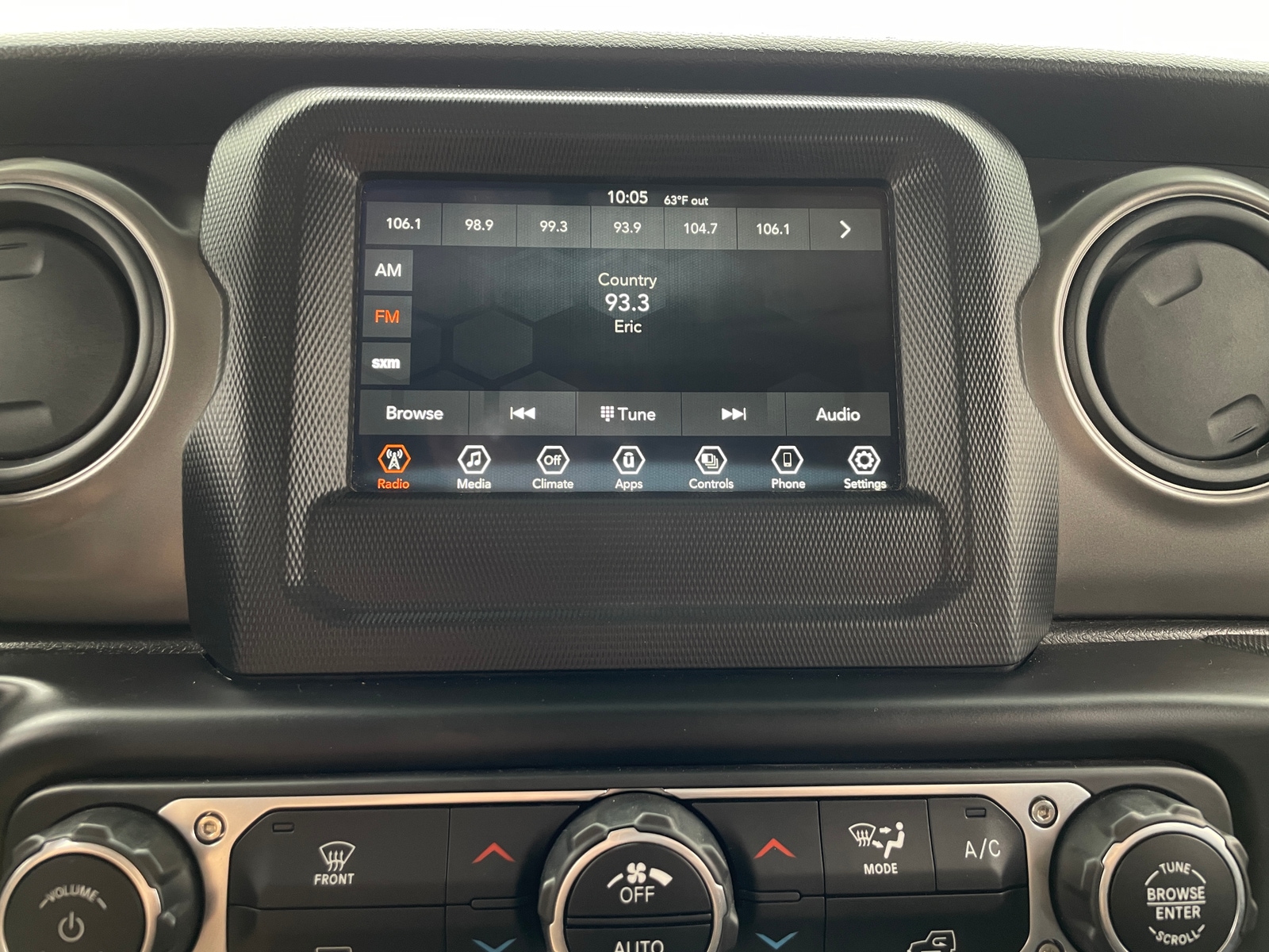 Thumbnail: 2022 Jeep Gladiator - 4